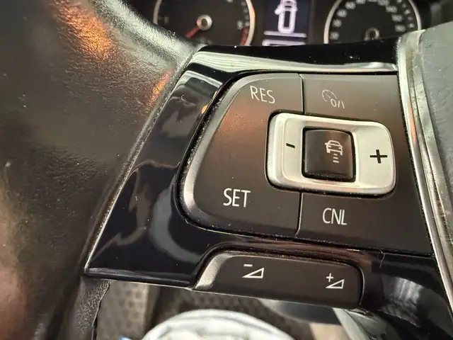 Volkswagen Transporter view 14