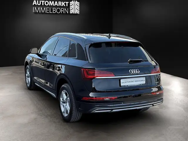 Audi Q5 view 7