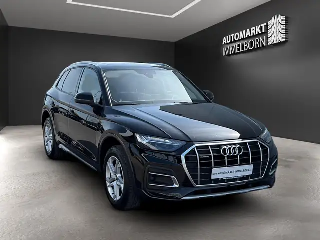 Audi Q5 view 5