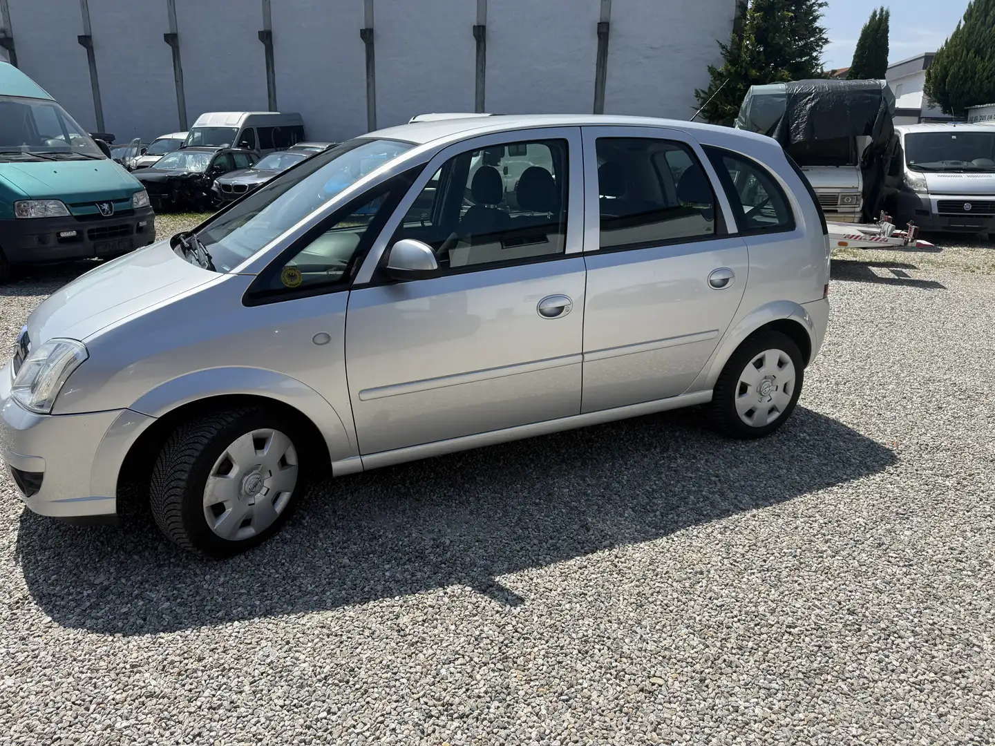 Opel Meriva Edition Grau - 1