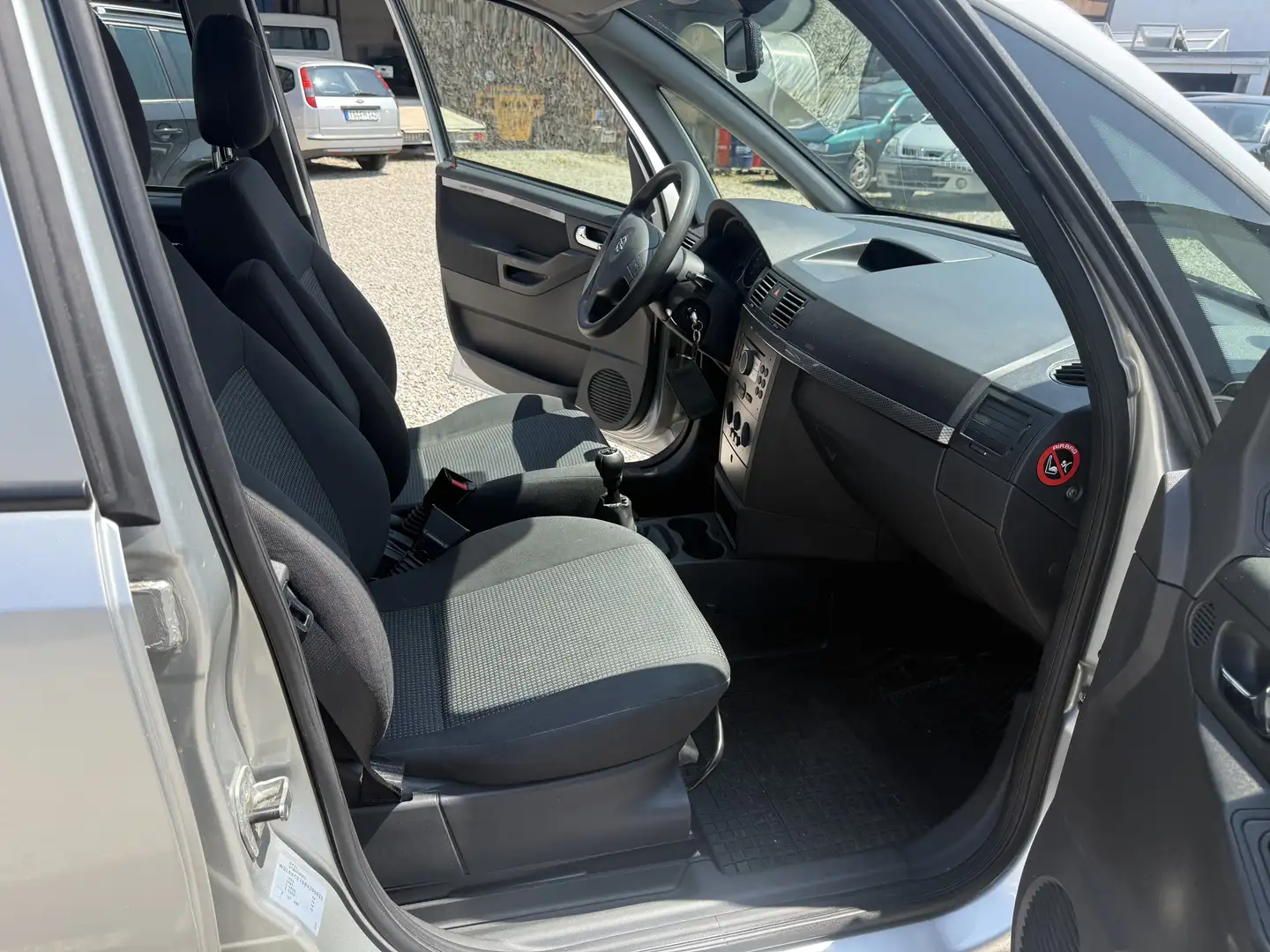 Opel Meriva Edition Grau - 2