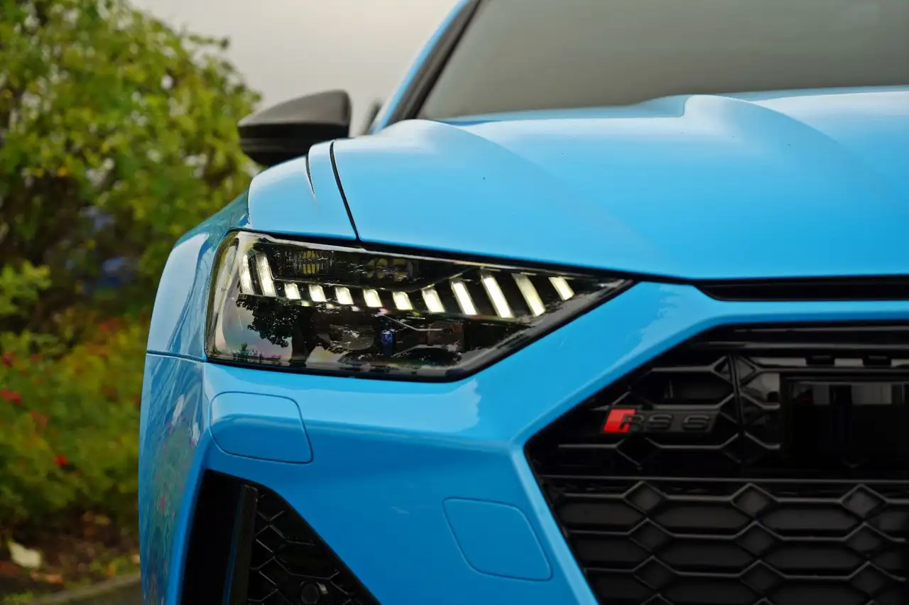 Audi RS6 PERFORMANCE UNIKAT RIVIERA CARBON B&O Advanc 4
