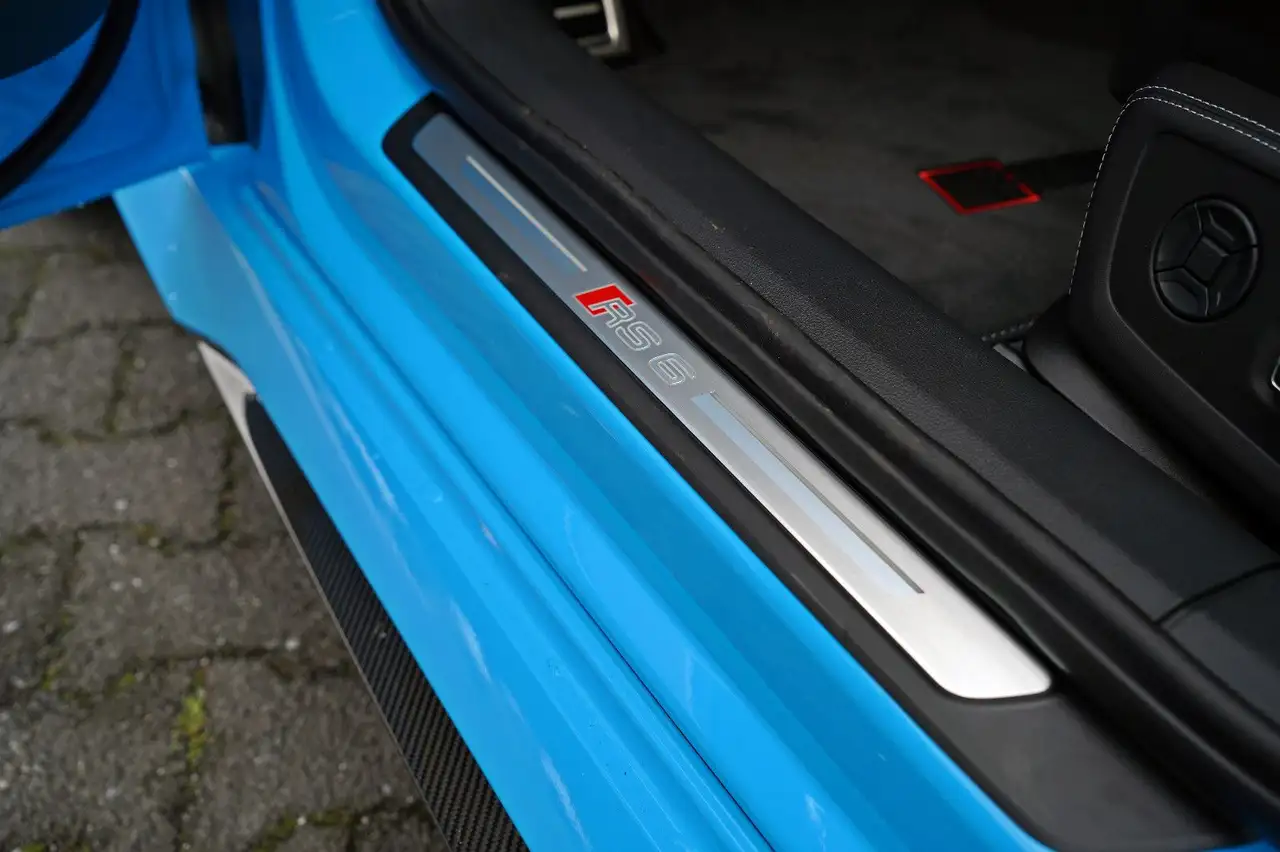 Audi RS6 PERFORMANCE UNIKAT RIVIERA CARBON B&O Advanc 10