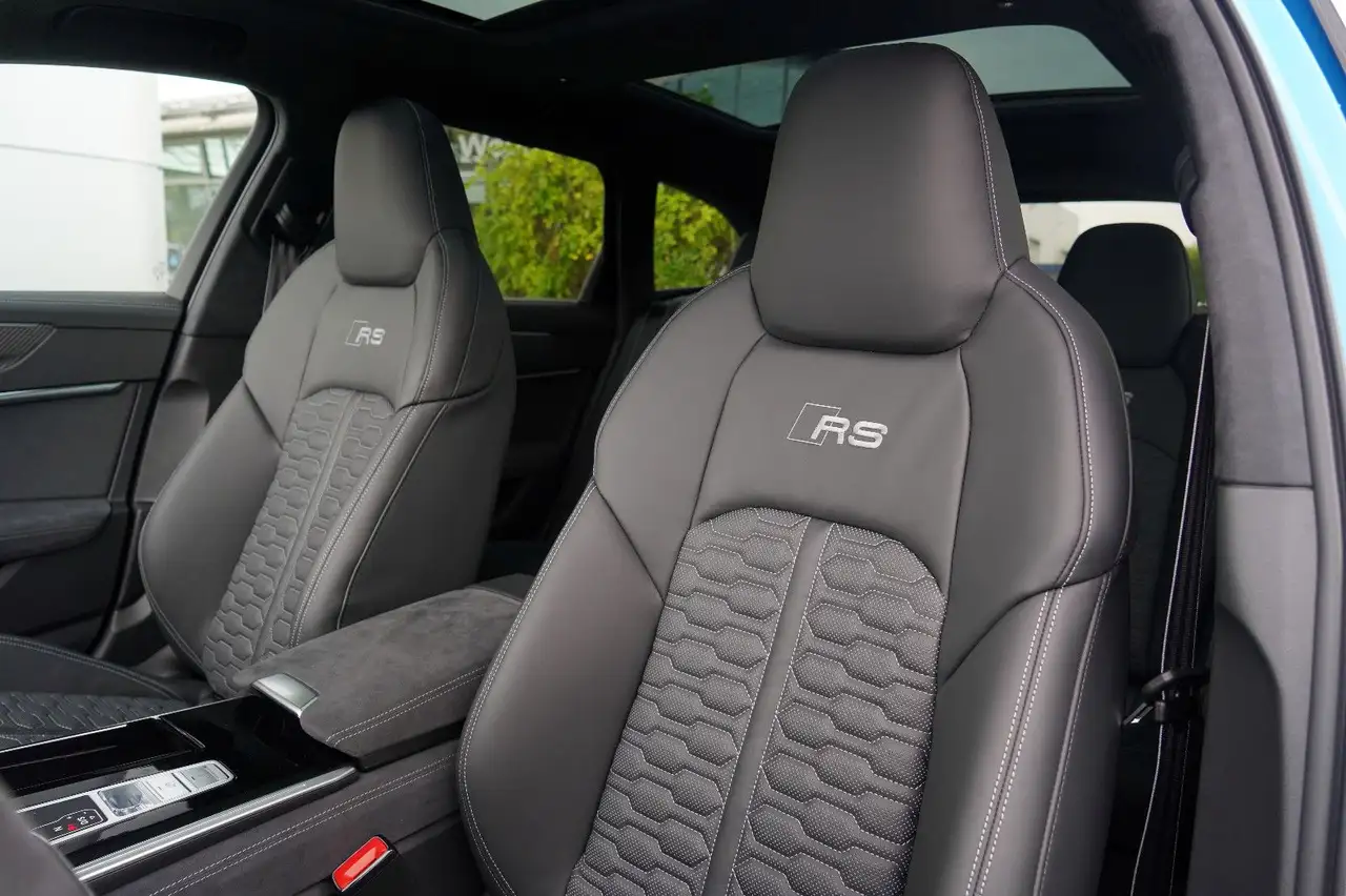 Audi RS6 PERFORMANCE UNIKAT RIVIERA CARBON B&O Advanc 15