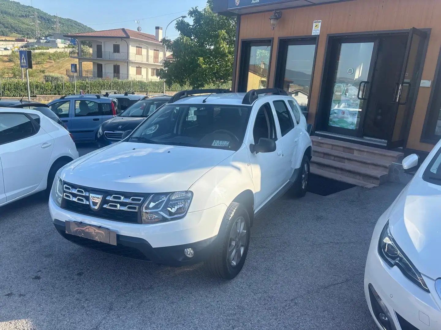 Dacia Duster 1.6   Gpl 4x2 110cv Wit - 1
