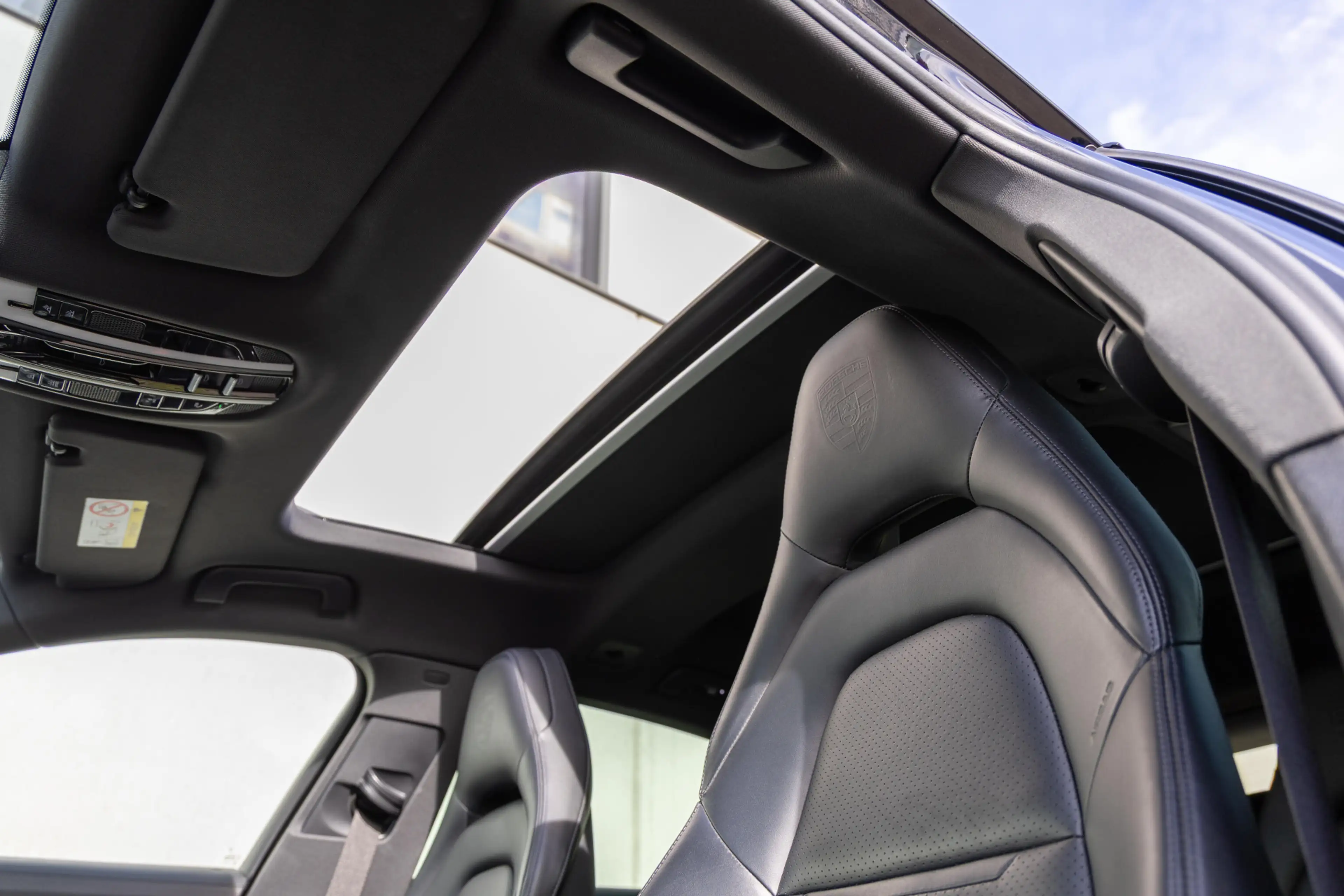 Porsche Panamera Sport Turismo 2.9 4 E-Hybrid Platinum Edition — photo 11