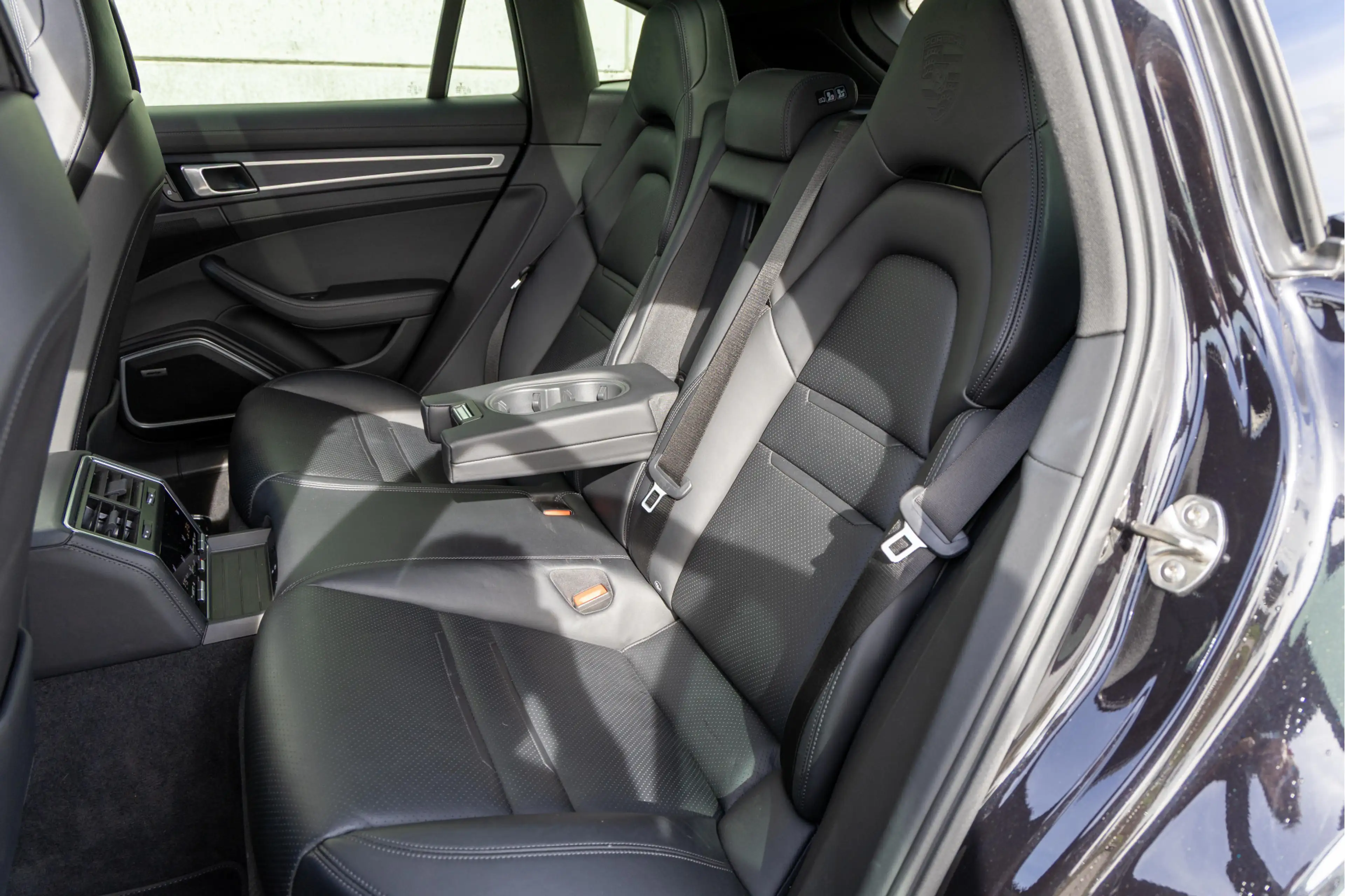 Porsche Panamera Sport Turismo 2.9 4 E-Hybrid Platinum Edition — photo 10