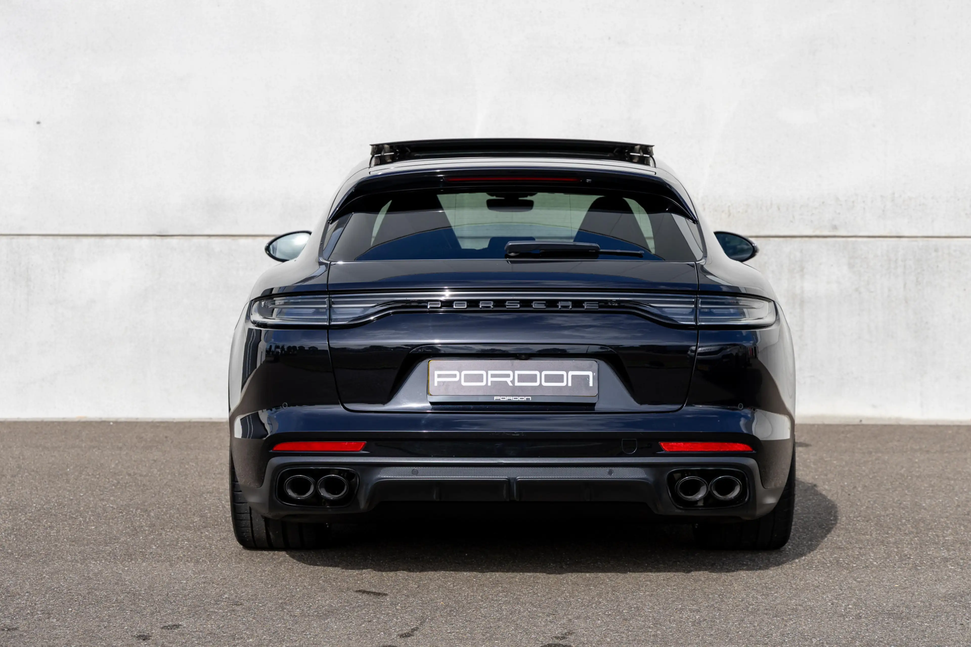 Porsche Panamera Sport Turismo 2.9 4 E-Hybrid Platinum Edition — photo 25
