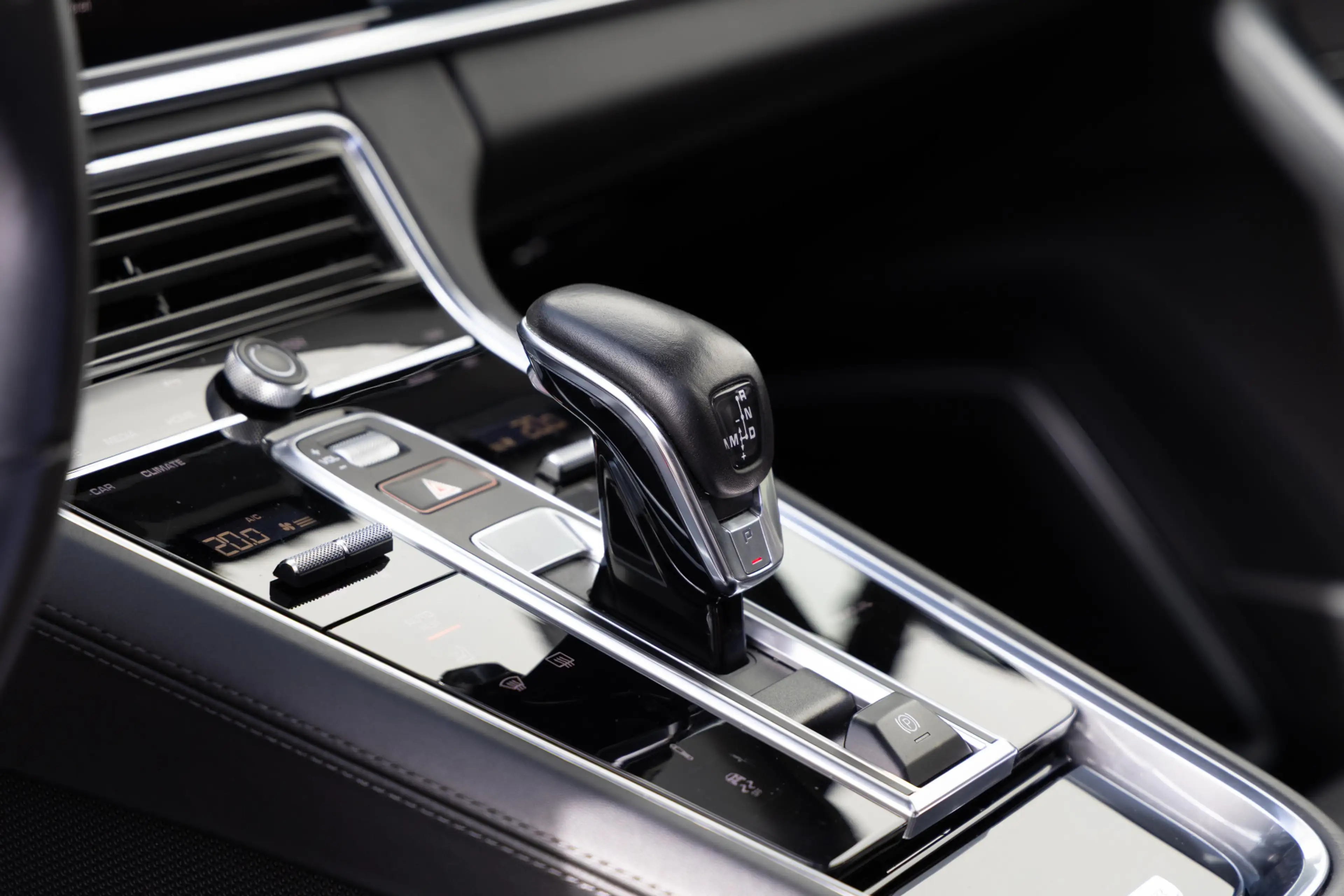 Porsche Panamera Sport Turismo 2.9 4 E-Hybrid Platinum Edition — photo 22