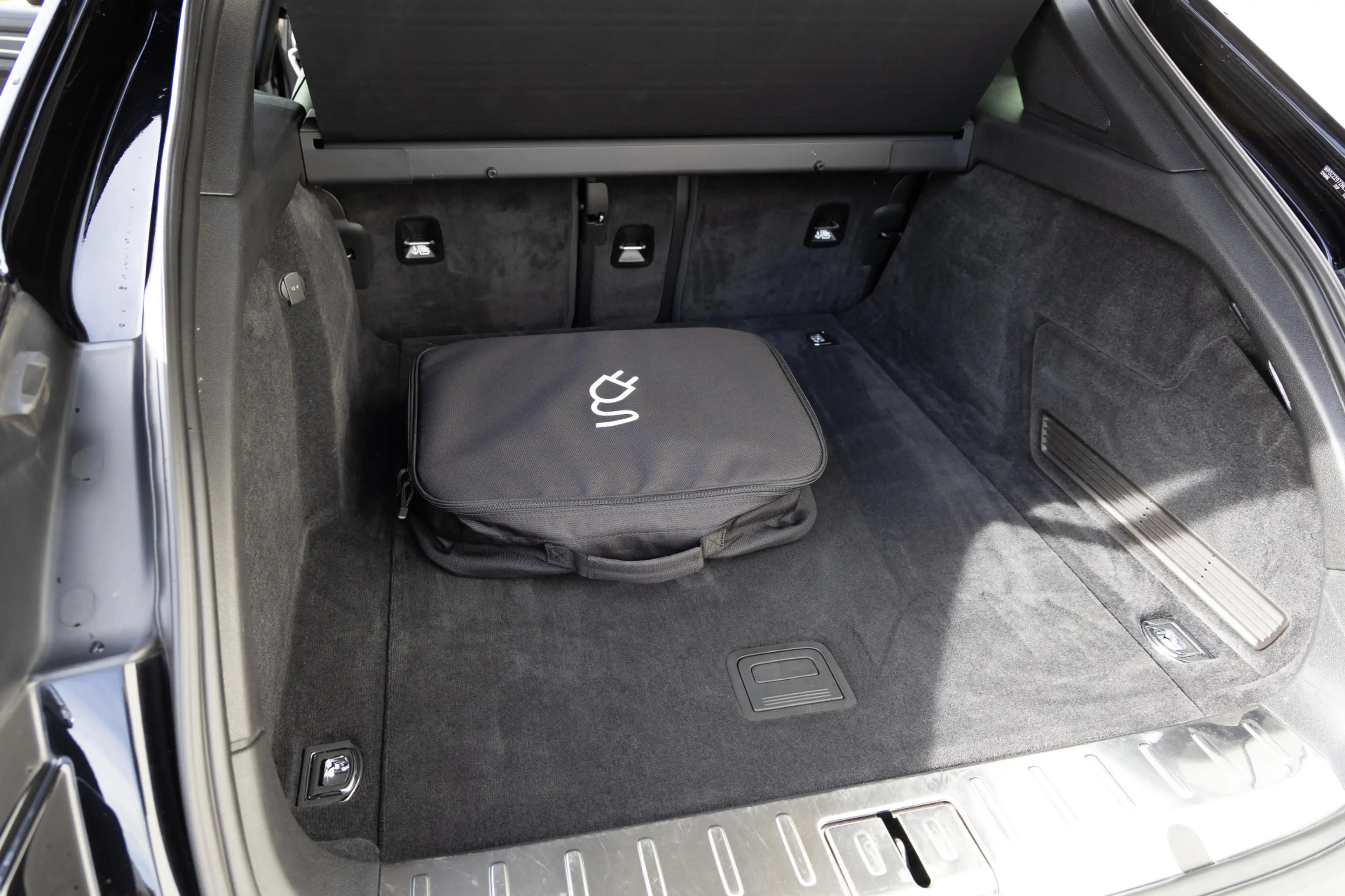 Porsche Panamera Sport Turismo 2.9 4 E-Hybrid Platinum Edition — photo 13