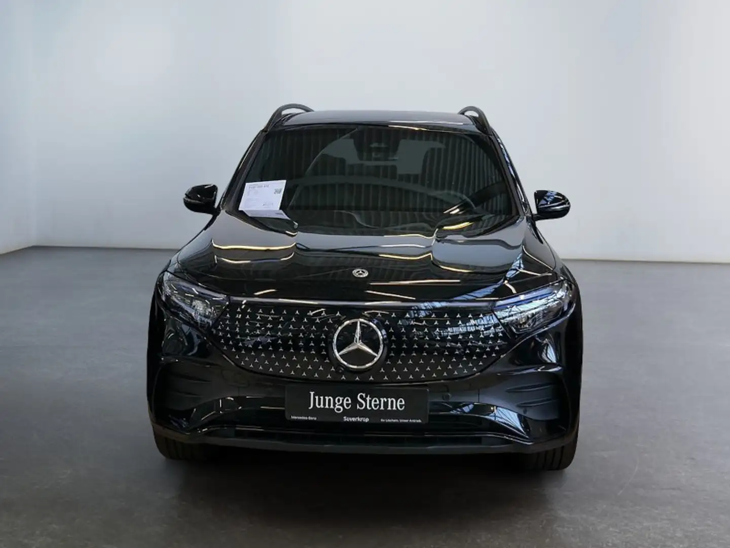 Mercedes-Benz EQB 300 4M , BURM AMG PREMIUM NIGHT SPUR DISTR Schwarz - 2