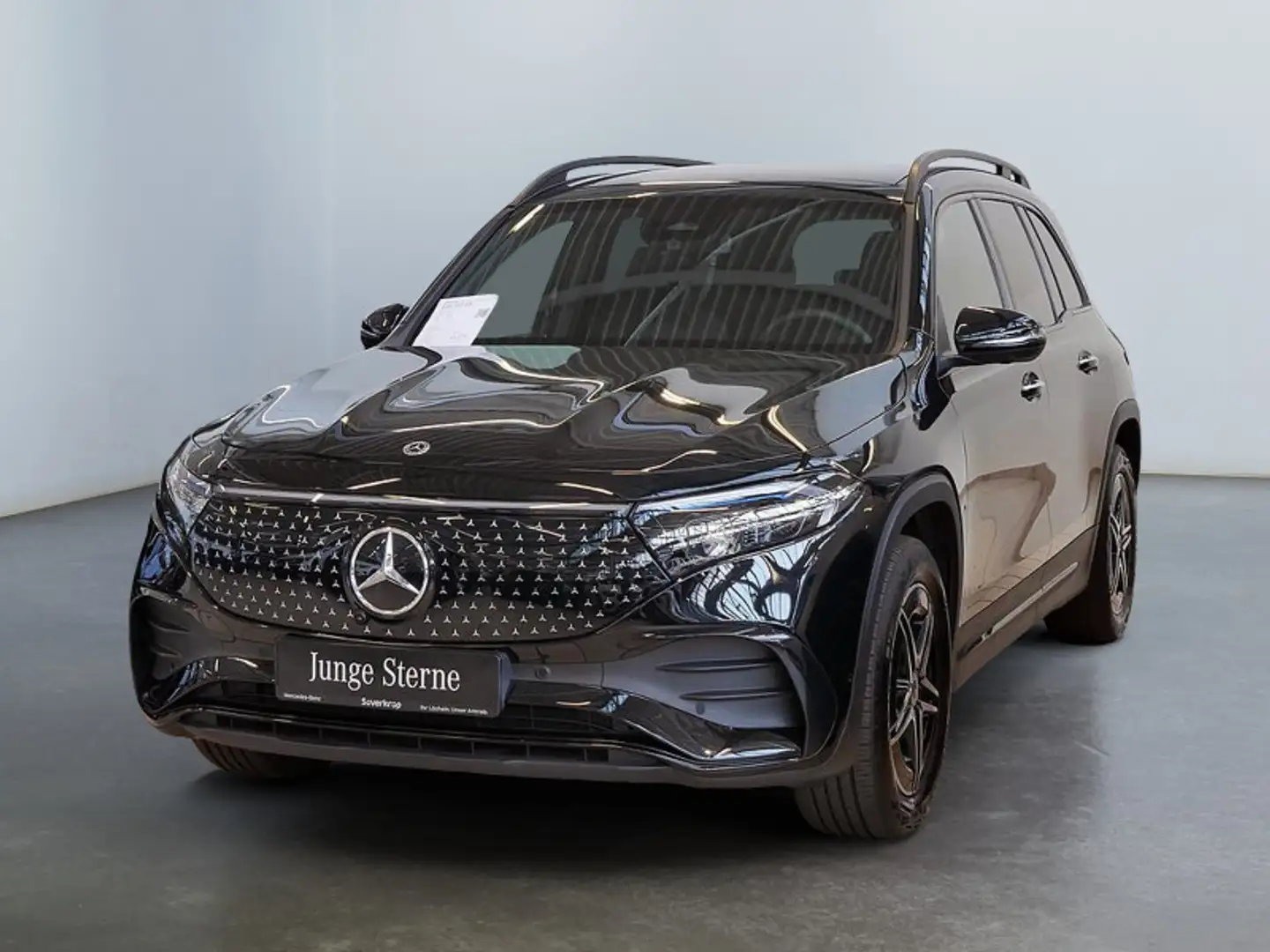 Mercedes-Benz EQB 300 4M , BURM AMG PREMIUM NIGHT SPUR DISTR Schwarz - 1