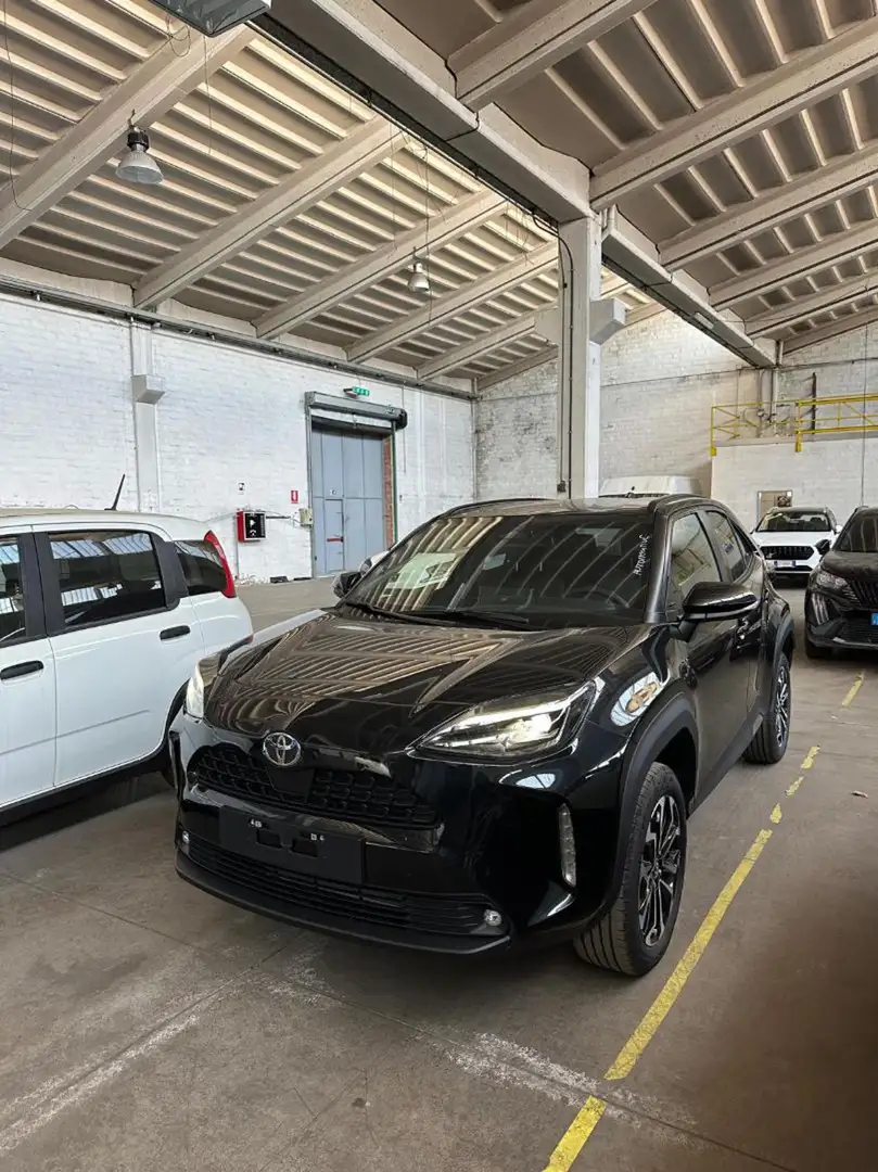 Toyota Yaris Cross 1.5 Hybrid 130 CV 5p.E-CVT Trend Nero - 1