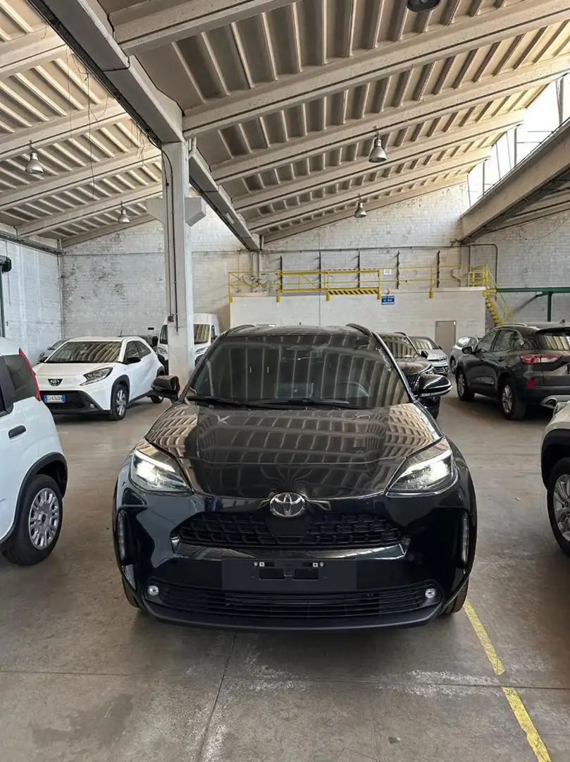 Toyota Yaris Cross 1.5 Hybrid 130 CV 5p.E-CVT Trend Nero - 2