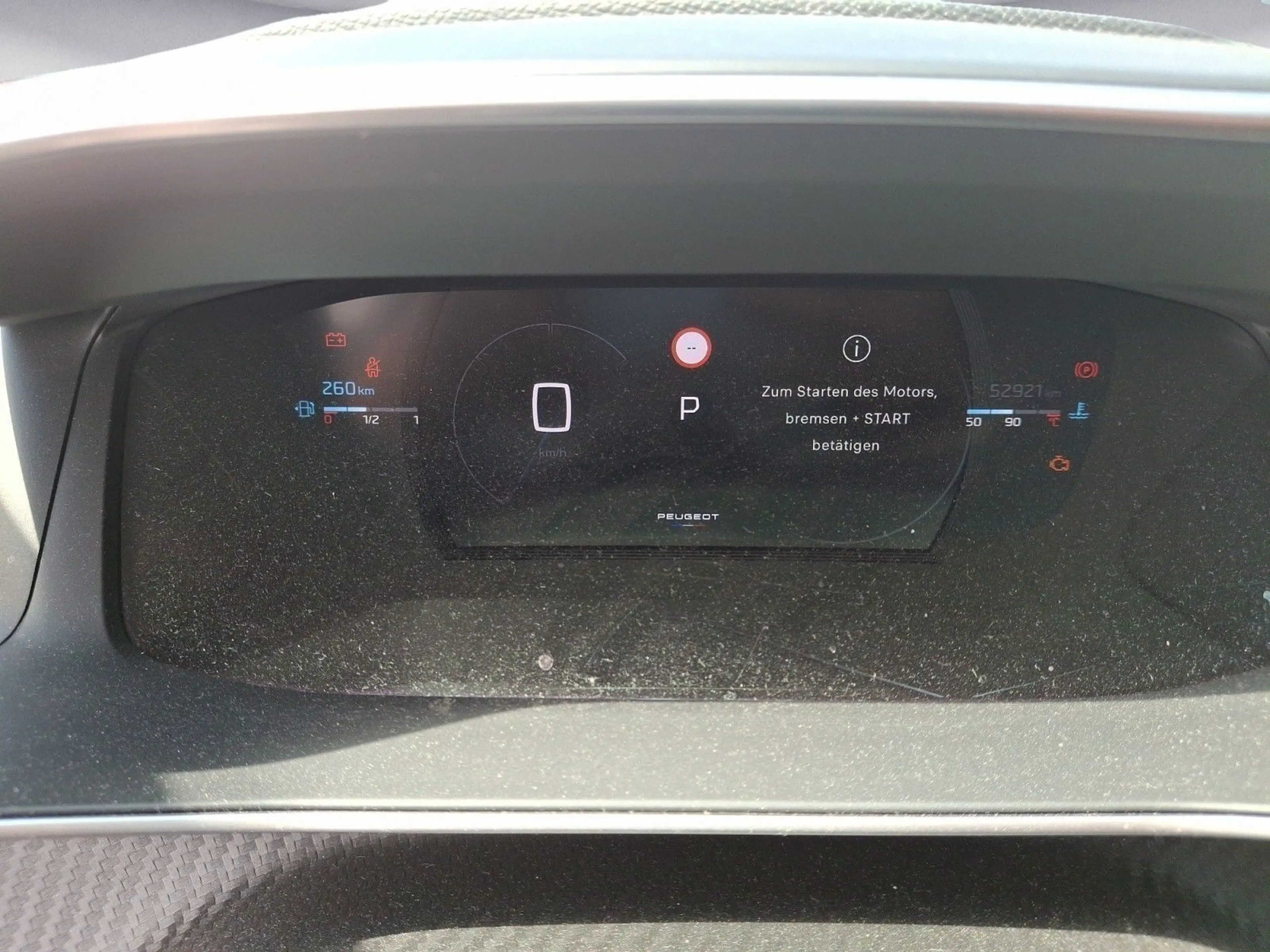 Peugeot 2008 PureTech 130 EAT8 GT Navi LEDBluetooth PDC — photo 12