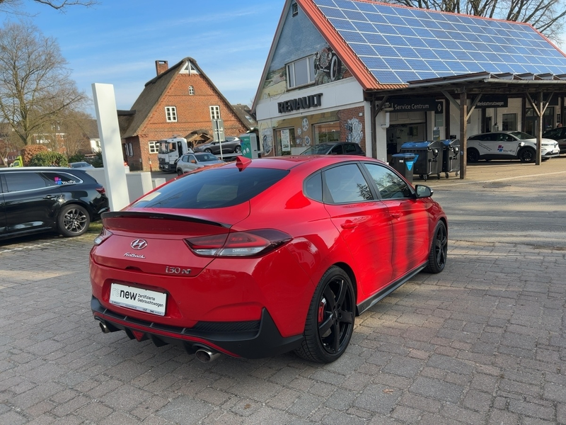 Hyundai i30 Fastback 2.0 T-GDI N Performance — photo 4
