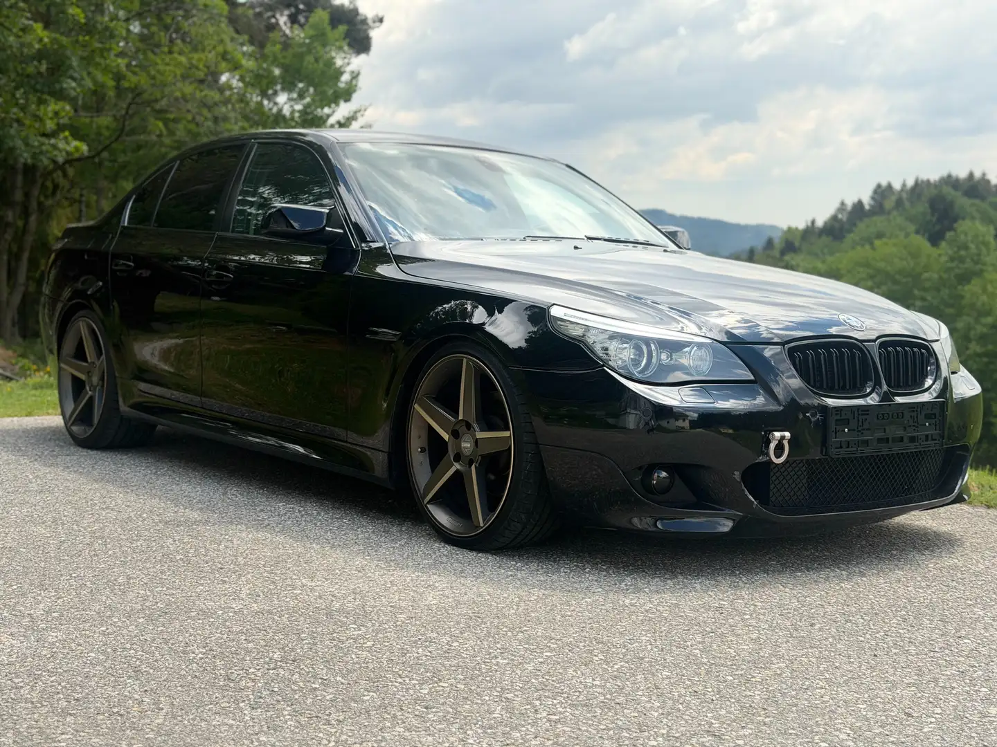 BMW 530 530d Schwarz - 1