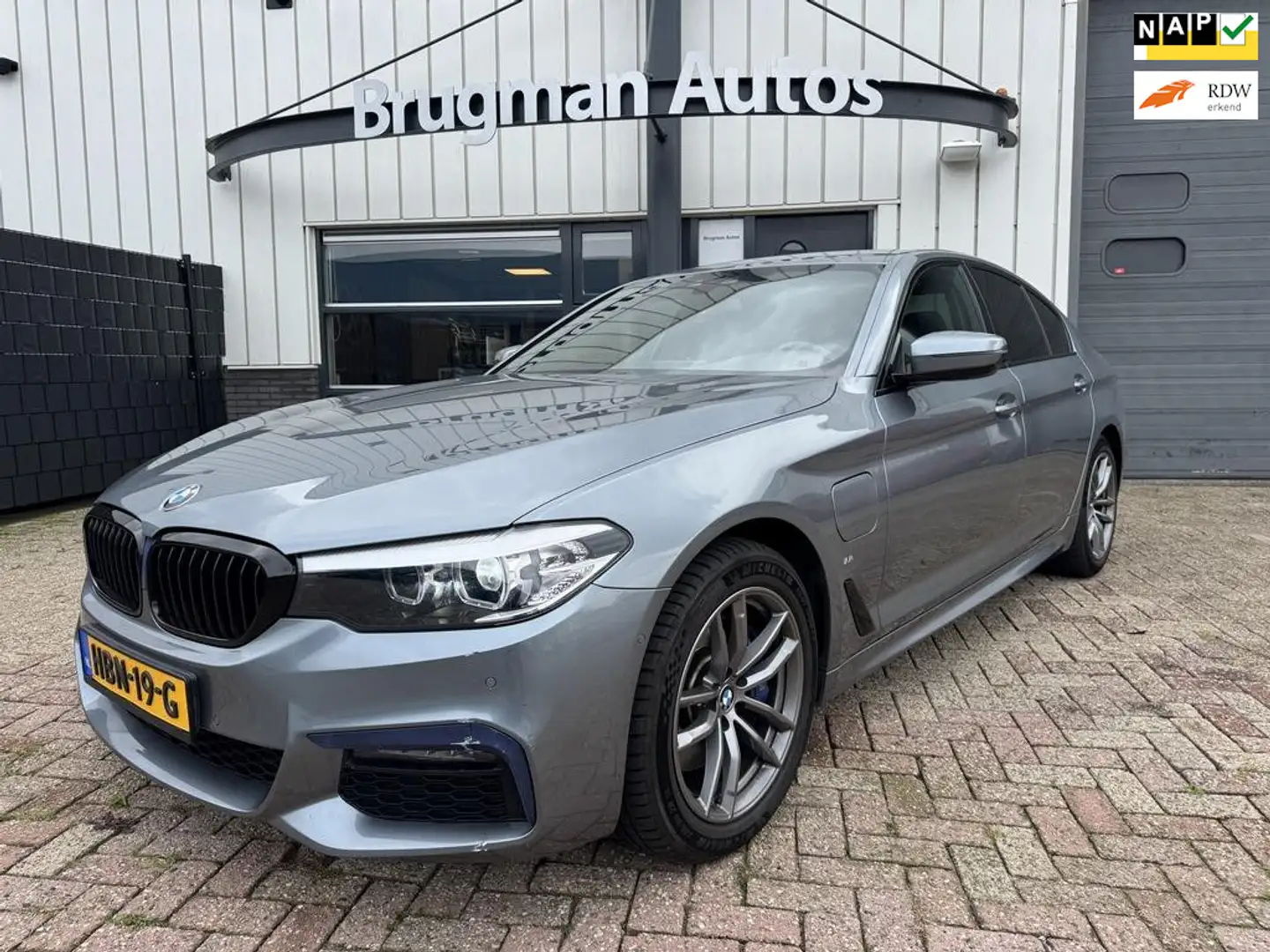 BMW 530 5-serie 530e M- iPerformance High Executive Grijs - 1