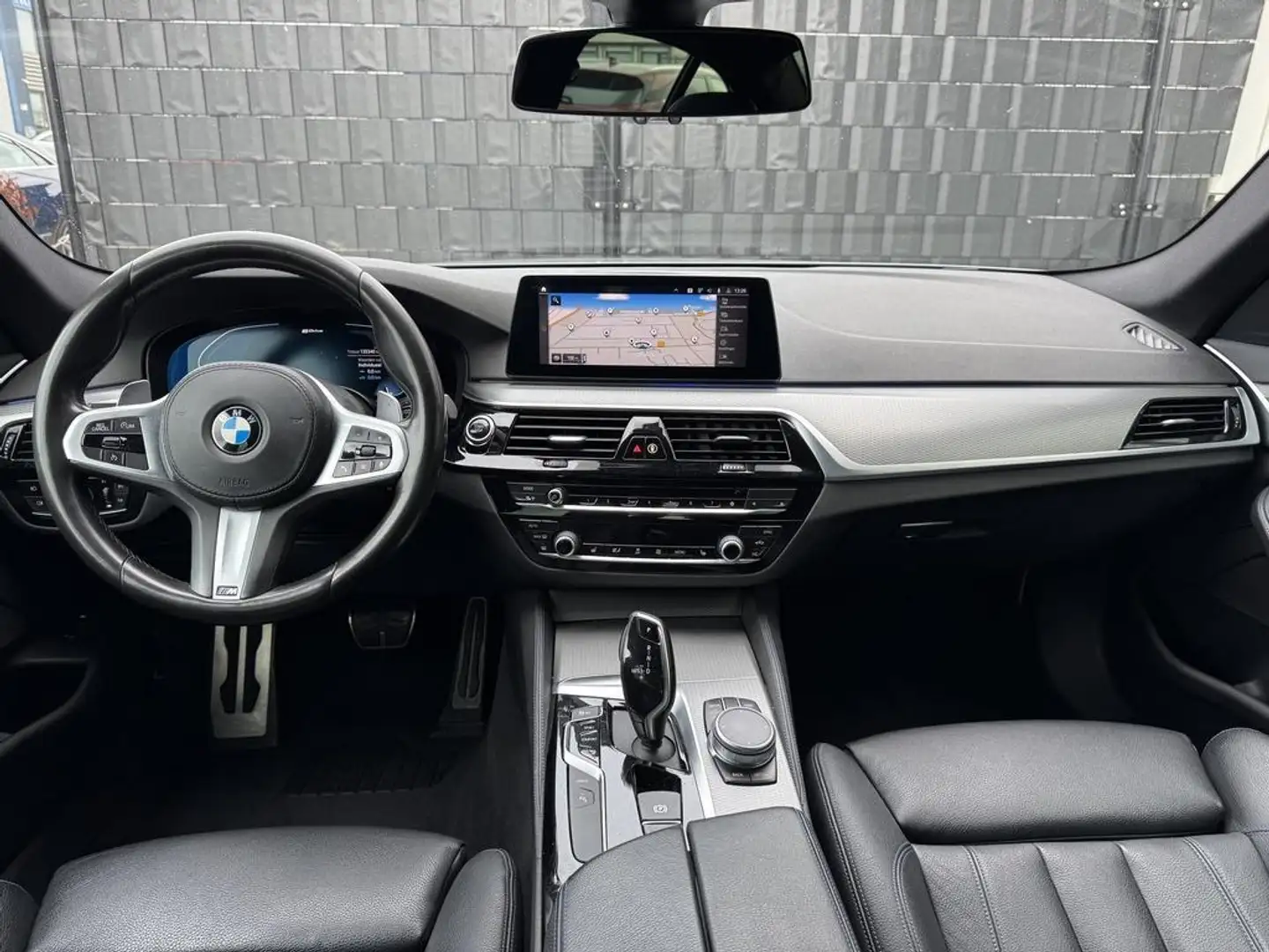 BMW 530 5-serie 530e M- iPerformance High Executive Grijs - 2