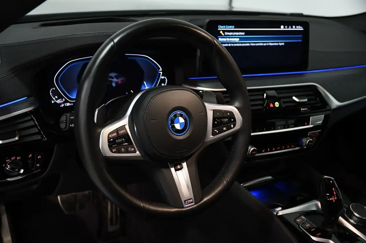 BMW 5 Series photo BMW 5 Series