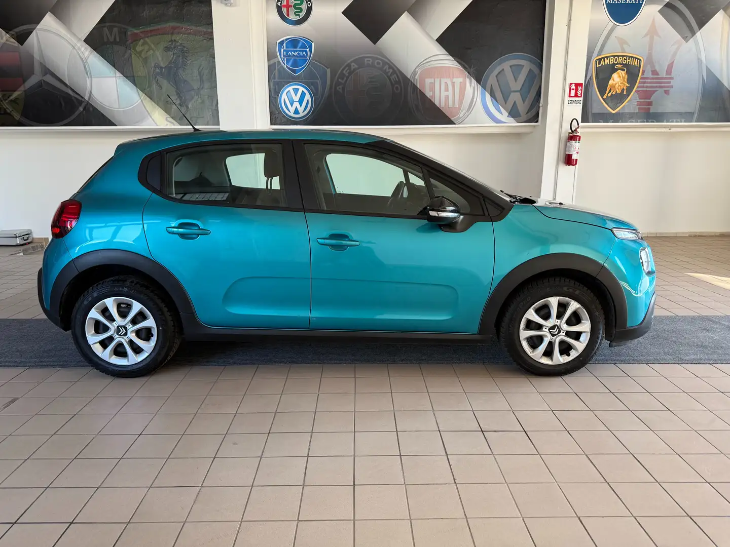 Citroen C3 C3 III 2017 1.5 bluehdi Shine Pack s Azul - 2