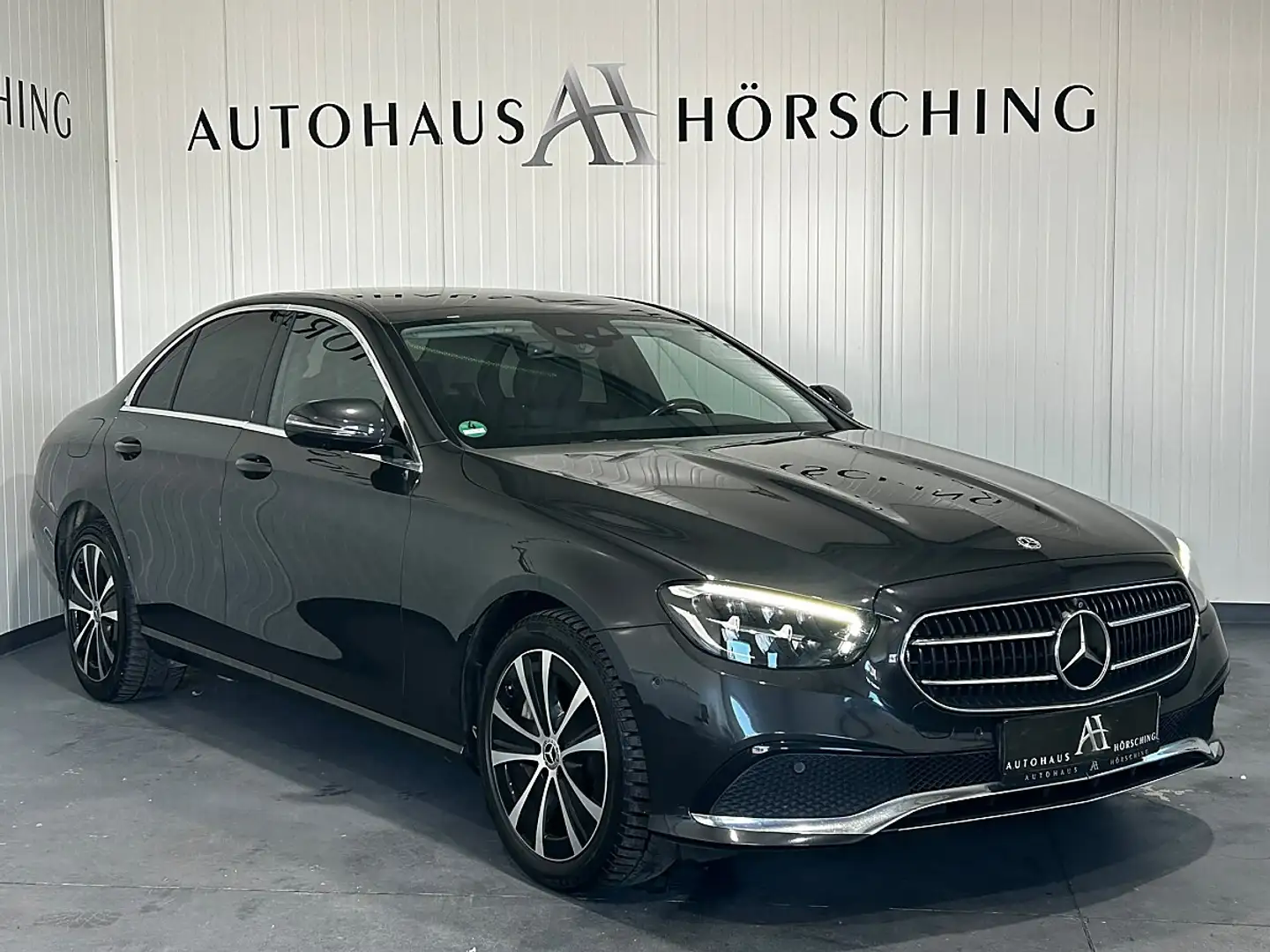Mercedes-Benz E 300 de PHEV Aut.//360°-Kamera//Tote-Winkel//Ambient... Grau - 1