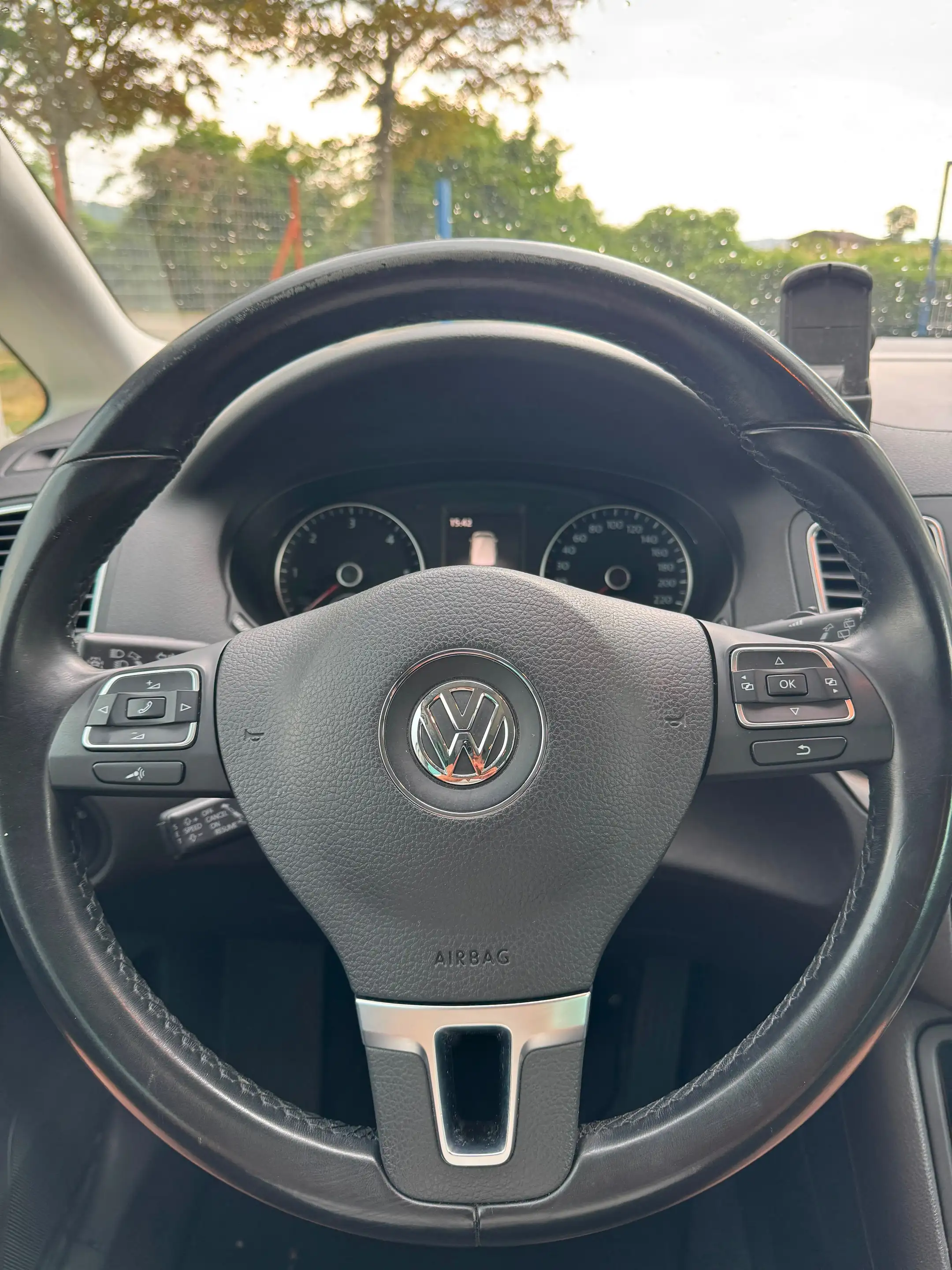 Volkswagen Sharan Trendline BMT — photo 12