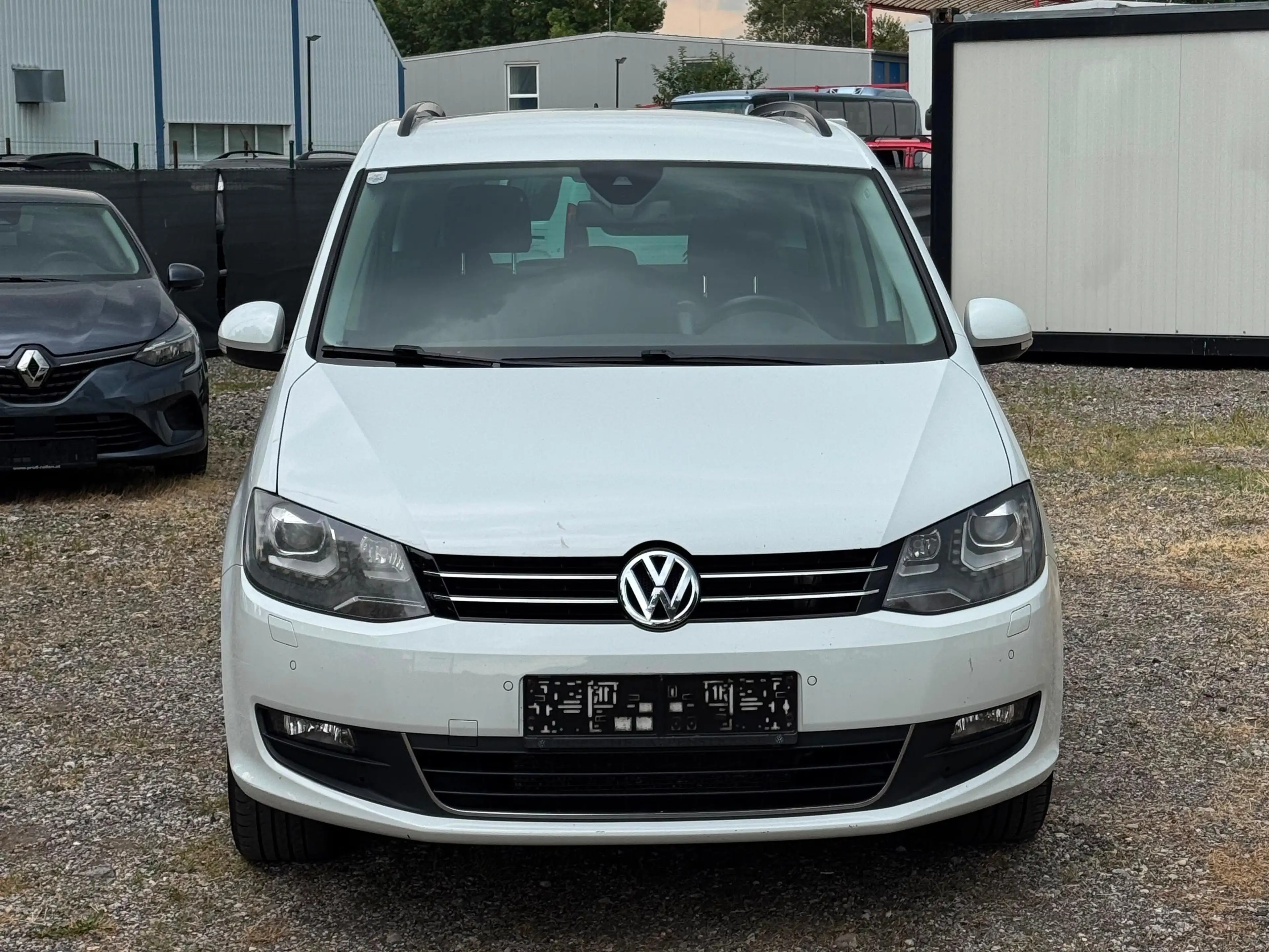 Volkswagen Sharan Trendline BMT — photo 3