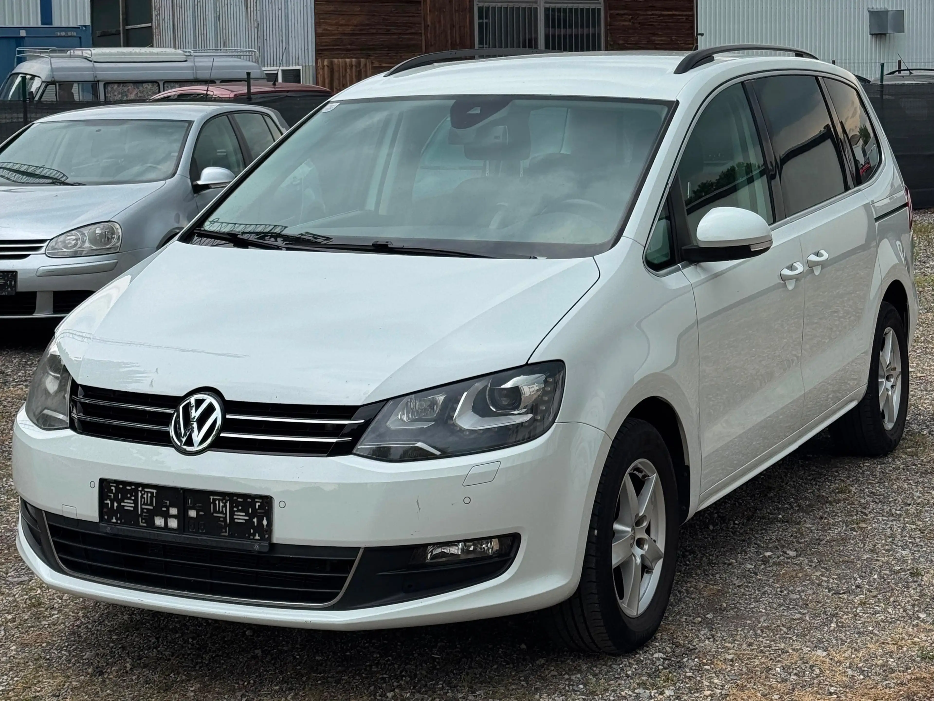 Volkswagen Sharan Trendline BMT — photo 2