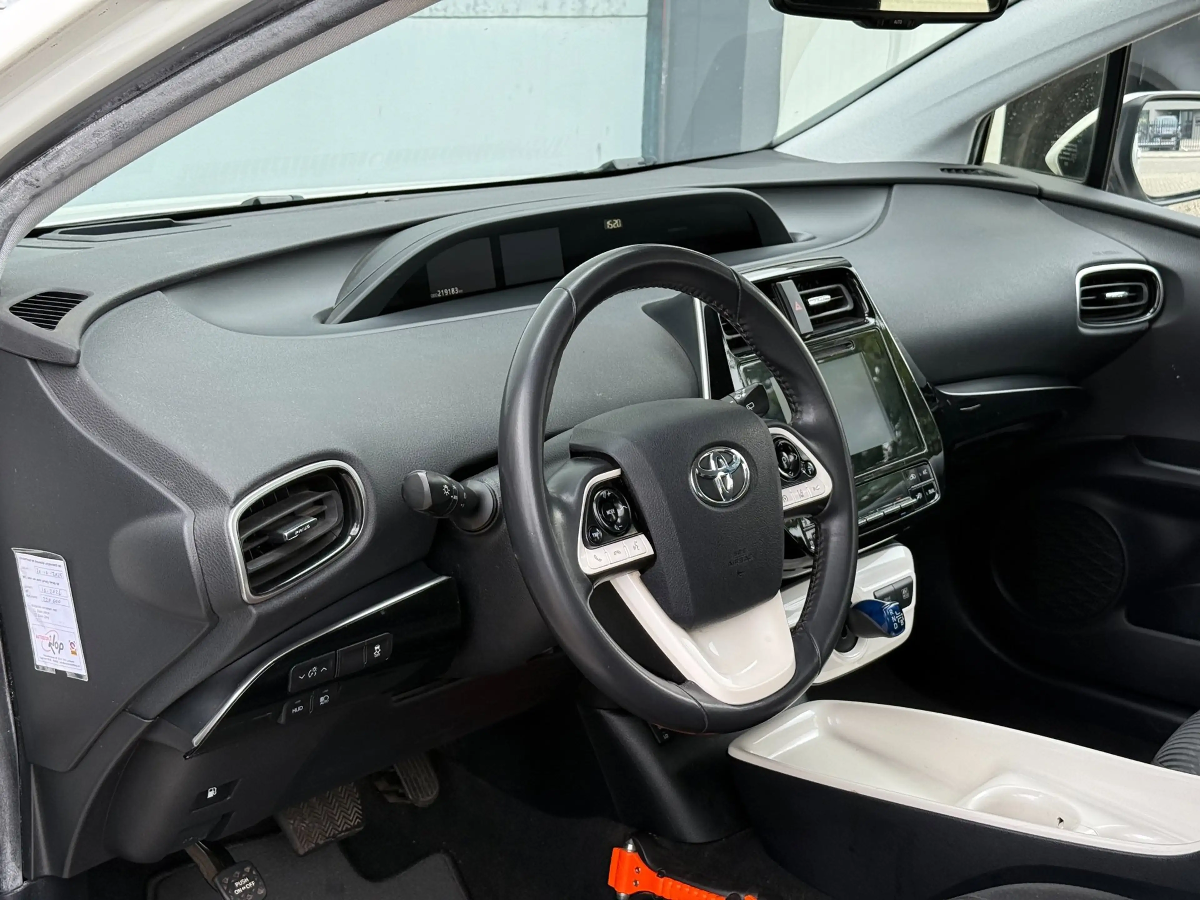 Toyota Prius 1.8 Dynamic Full Hybrid Camera Dealer OH NAP! — photo 10