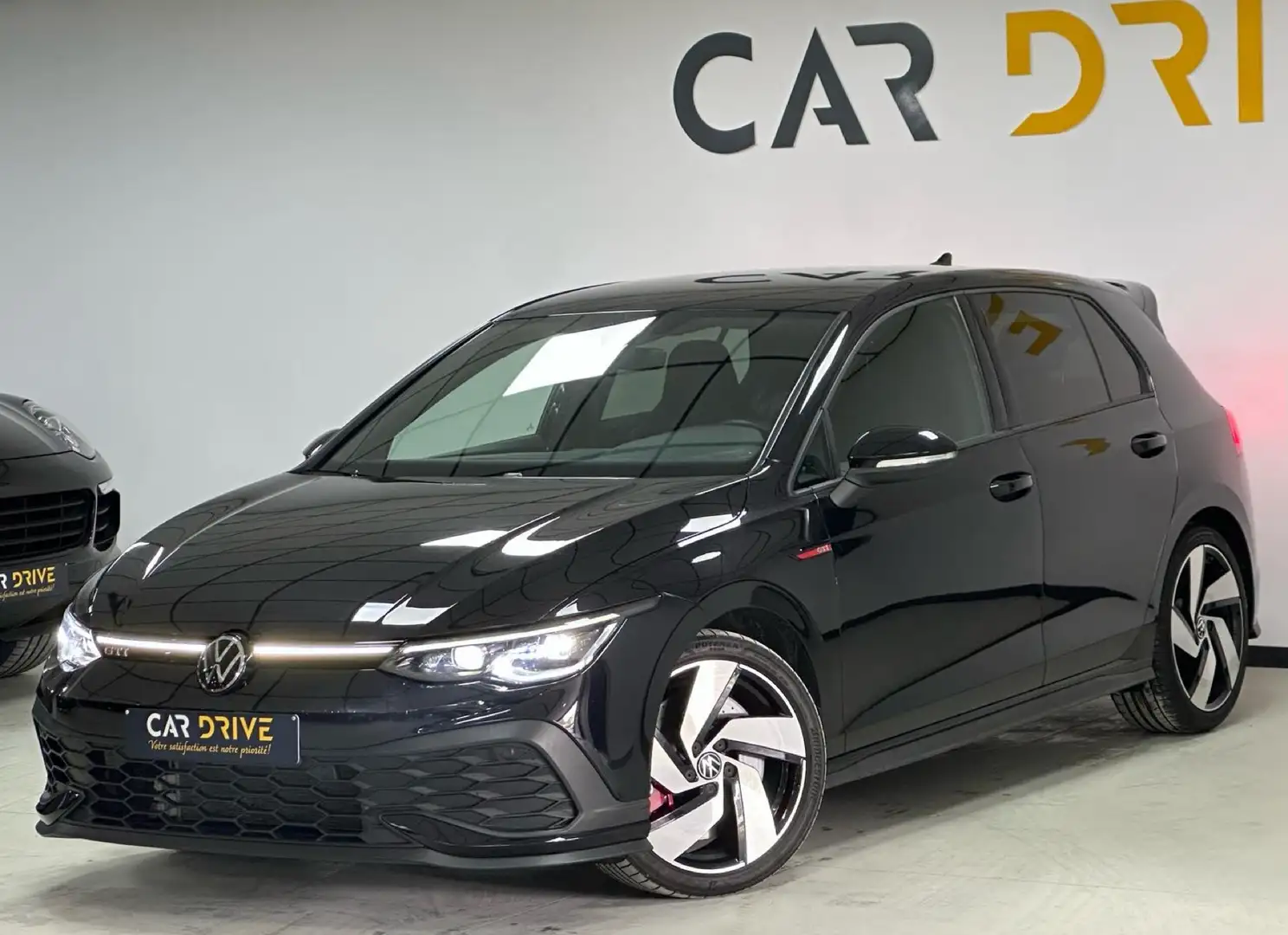 Volkswagen Golf GTI 2.0 TSI Clubsport OPF DSG 300HP/ACC/FULL LED/ Чёрный - 1