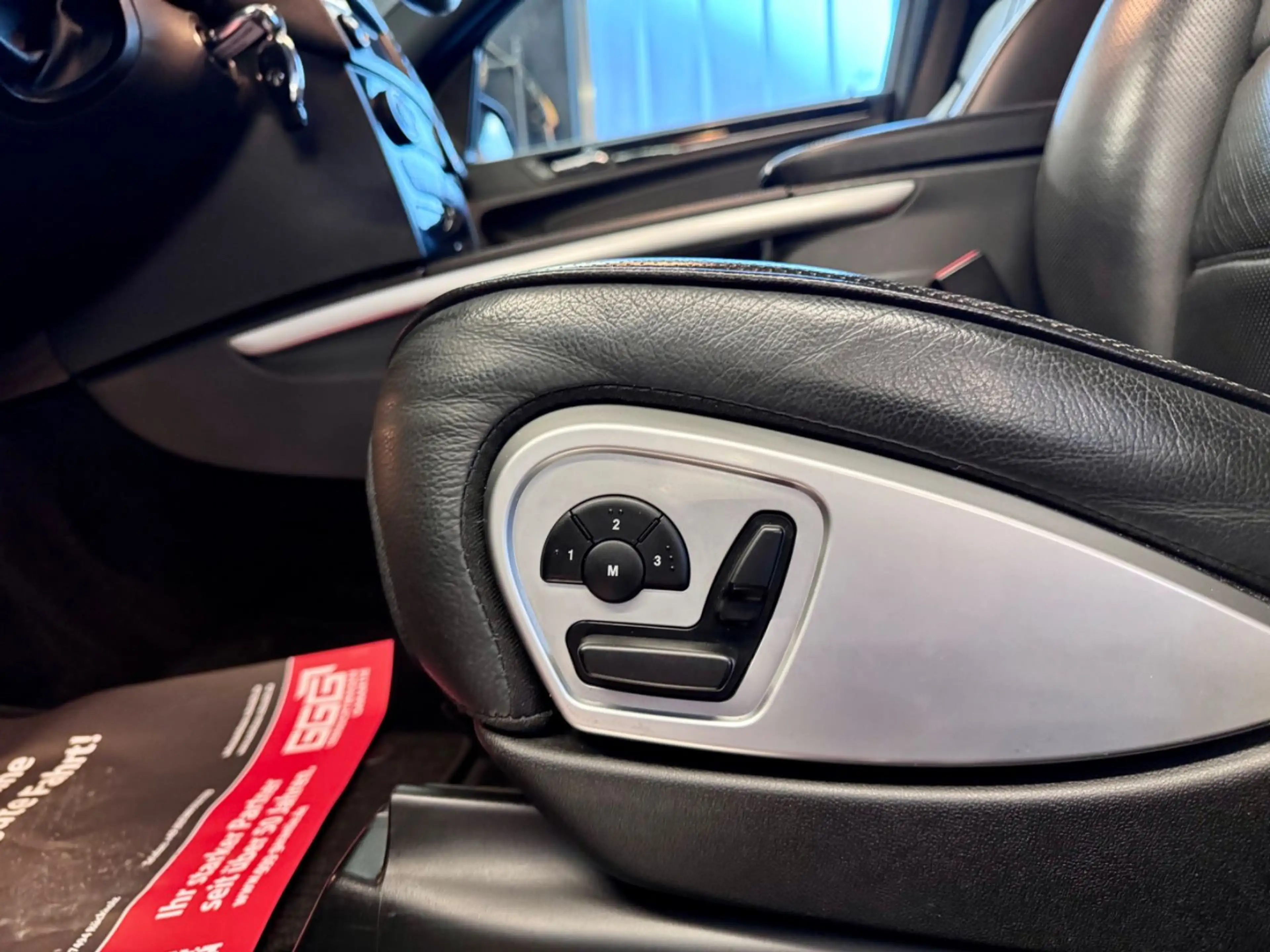 Mercedes-Benz ML 500 Sportpaket Airmatic Kamera BiXenon Memory — photo 14
