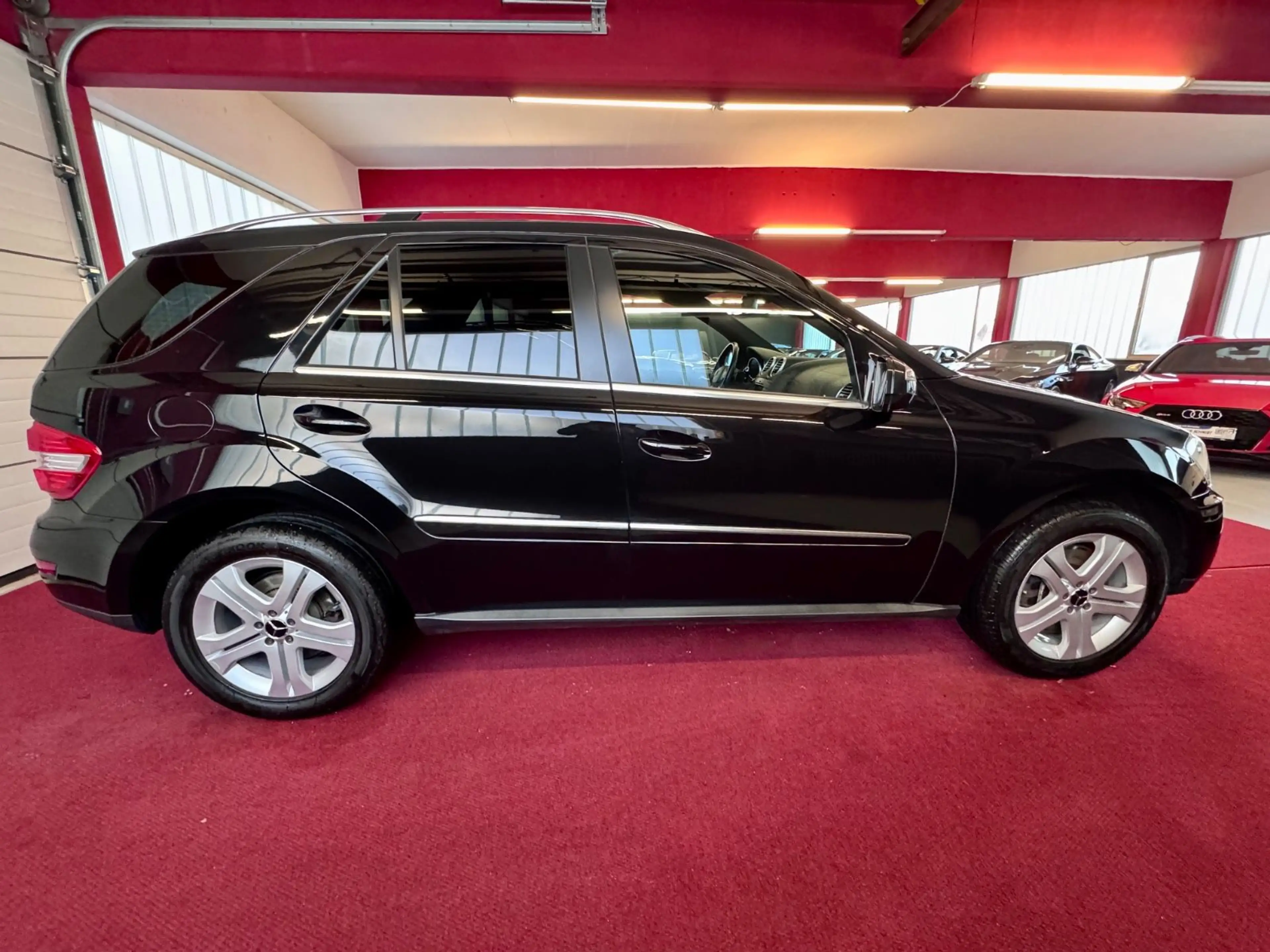 Mercedes-Benz ML 500 Sportpaket Airmatic Kamera BiXenon Memory — photo 5