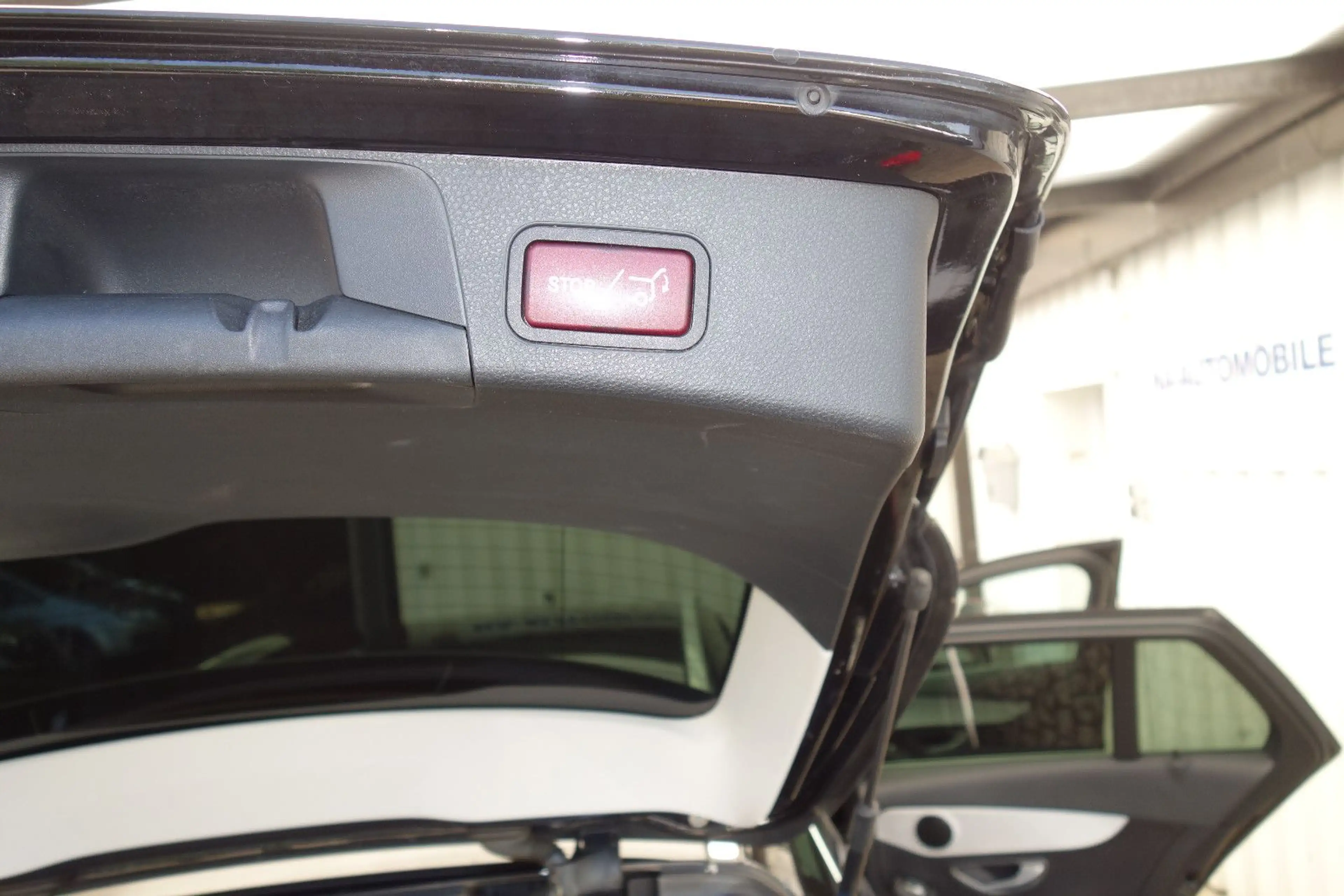 Mercedes-Benz C 180 C T-Modell C 180 CGI T/Automatik — photo 13