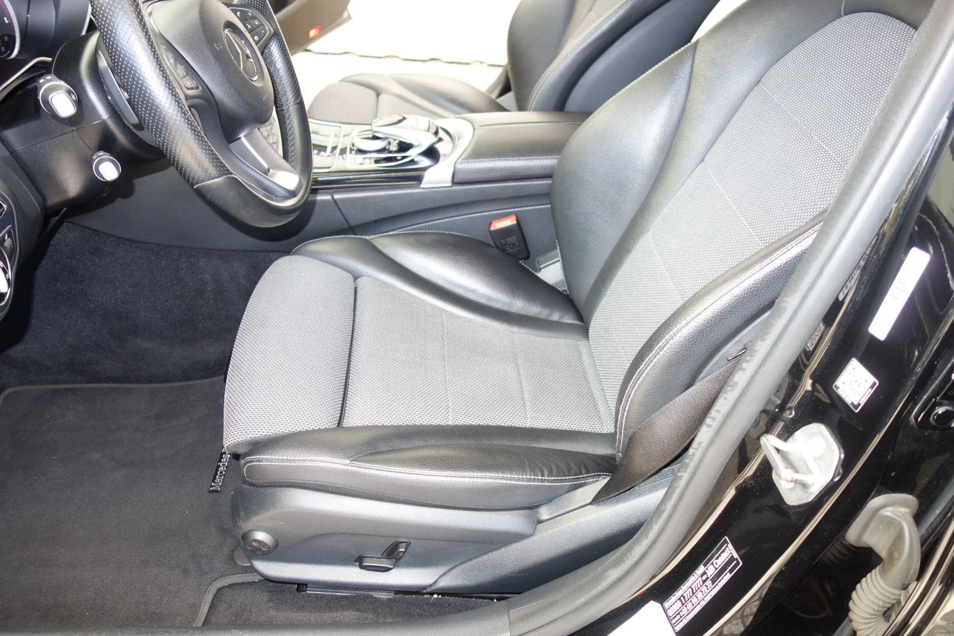 Mercedes-Benz C 180 C T-Modell C 180 CGI T/Automatik — photo 8