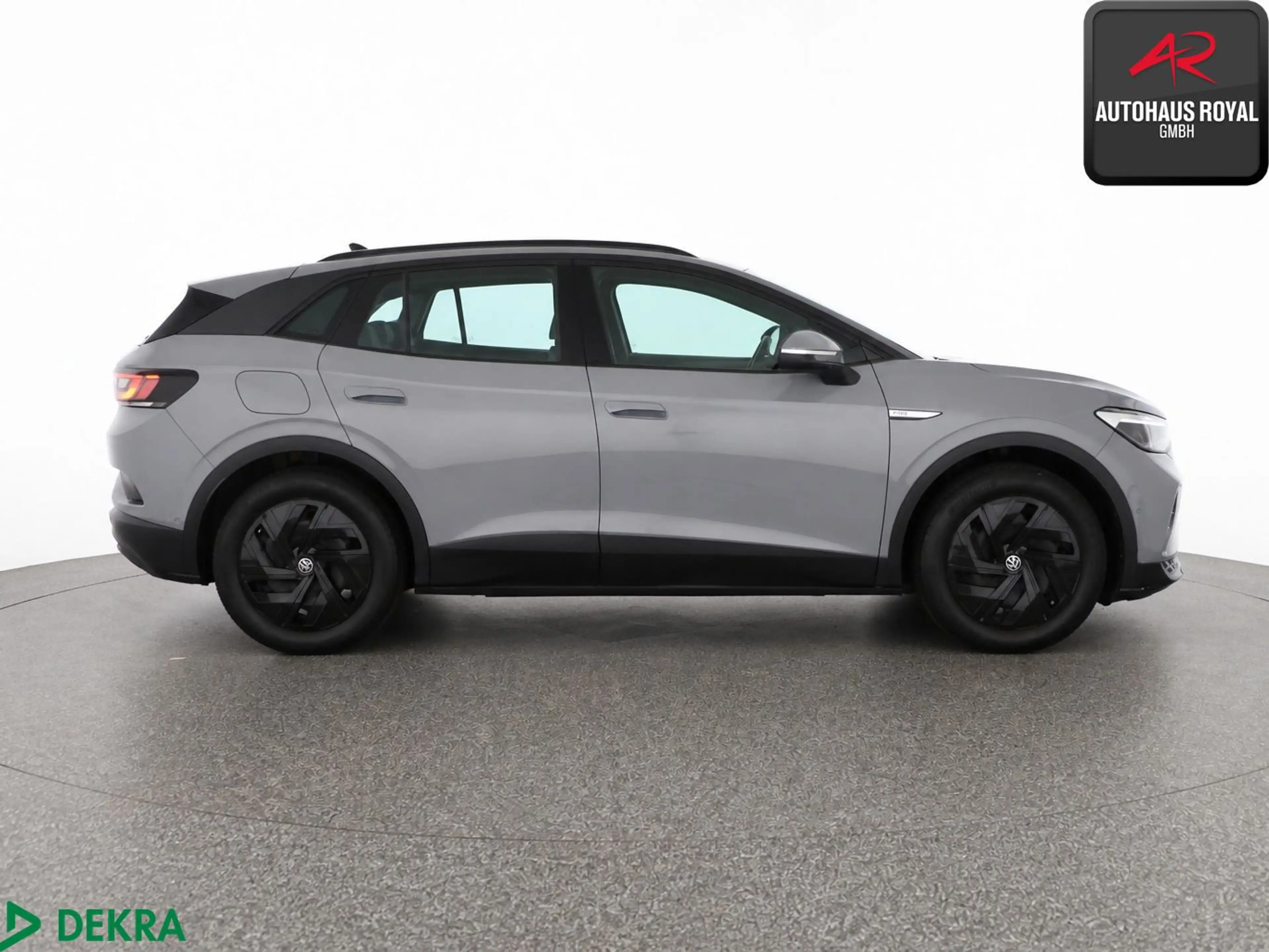 Volkswagen ID.4 PRO PERFORMANCE KEYLESS,KAMERA,CARPLAY,ACC — photo 6