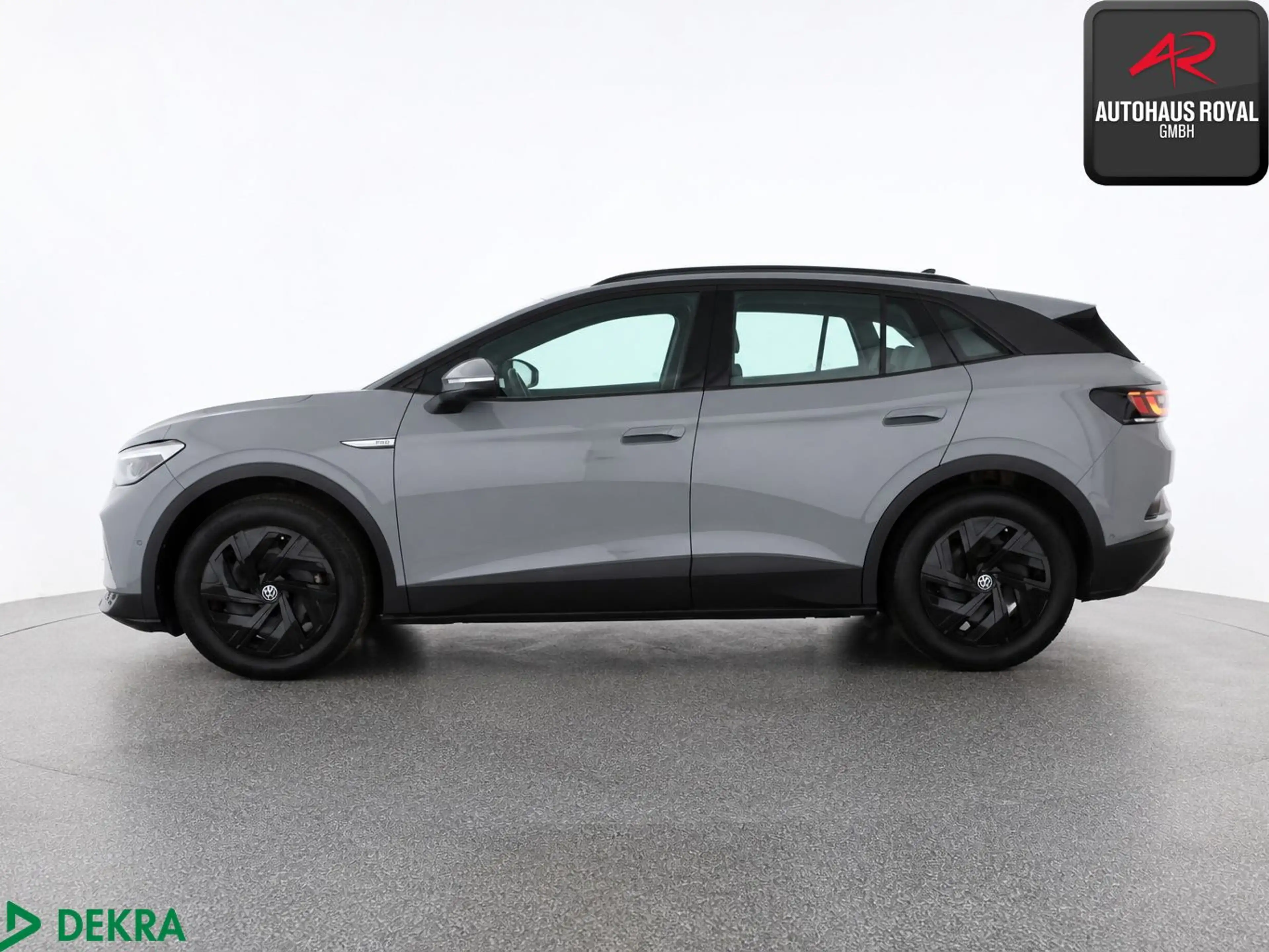 Volkswagen ID.4 PRO PERFORMANCE KEYLESS,KAMERA,CARPLAY,ACC — photo 2