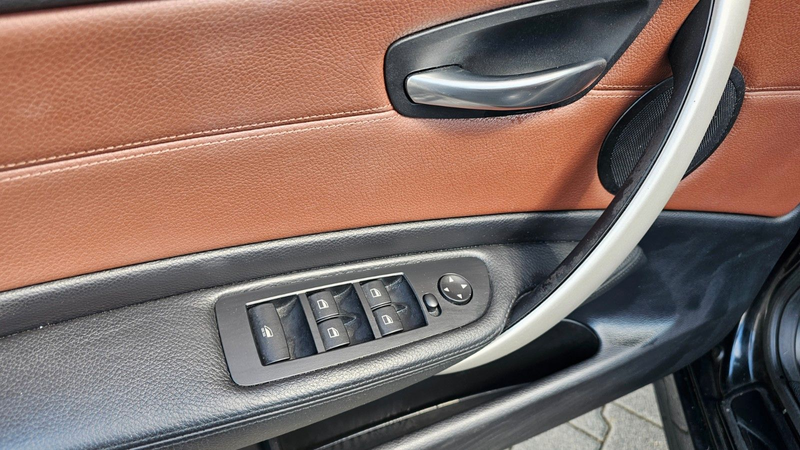 BMW 118 d Cabrio Leder Shzg Klima PDC Alu — photo 14