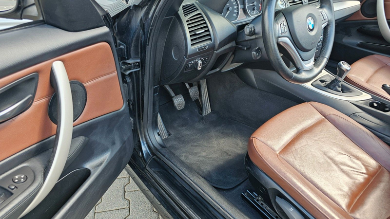 BMW 118 d Cabrio Leder Shzg Klima PDC Alu — photo 10