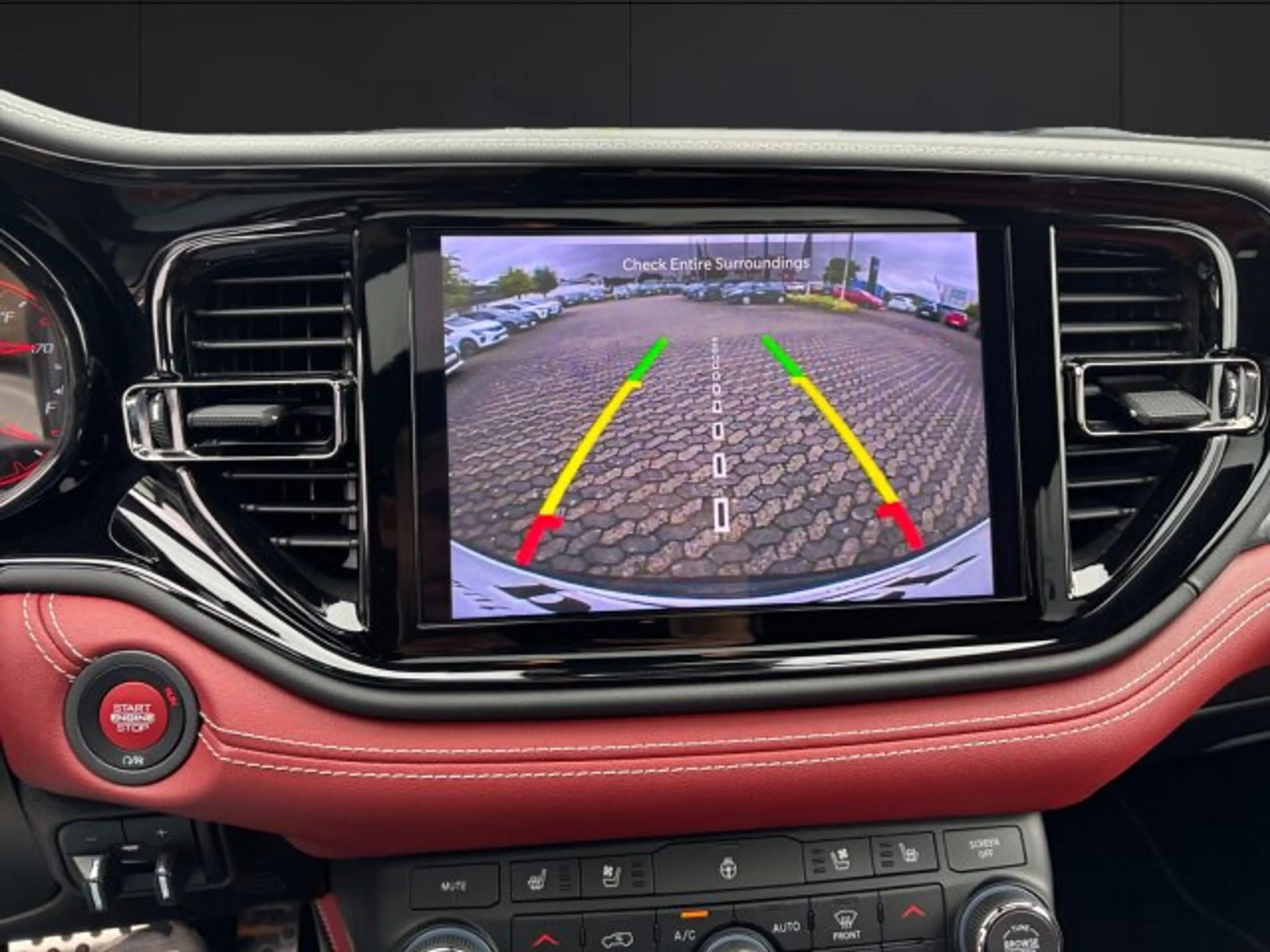 Dodge Durango Durango SRT 392 Premium AWD 6.4L HEMI V8 6-Sitze — photo 11