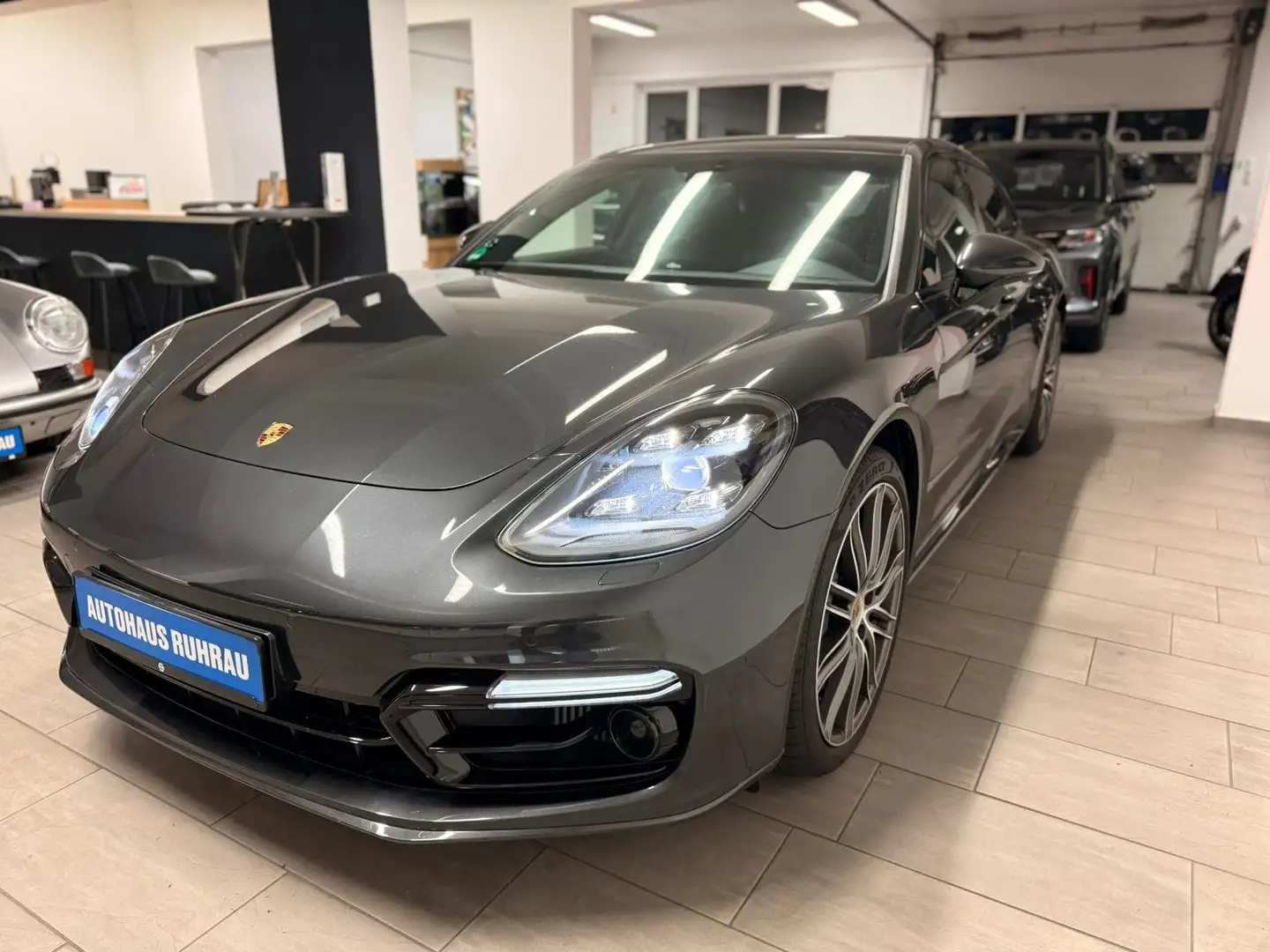 Porsche Panamera 4 S Gris - 1