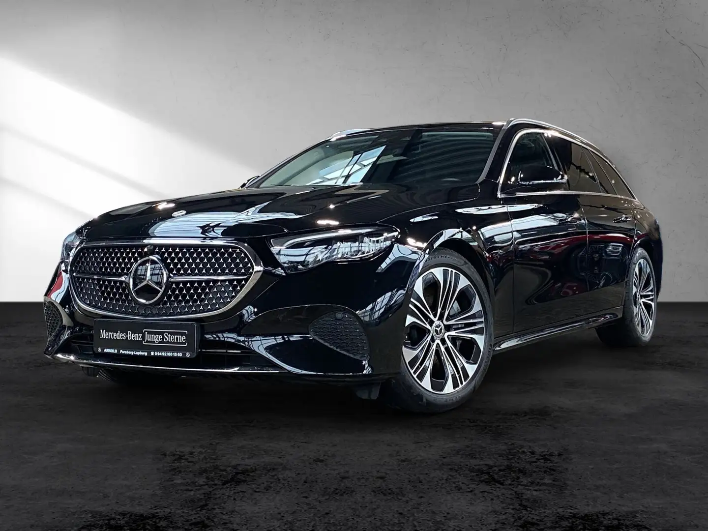 Mercedes-Benz E 300 E 300 T e Avantgarde AHK Fahrass-P.+ Navi Kamera Schwarz - 2