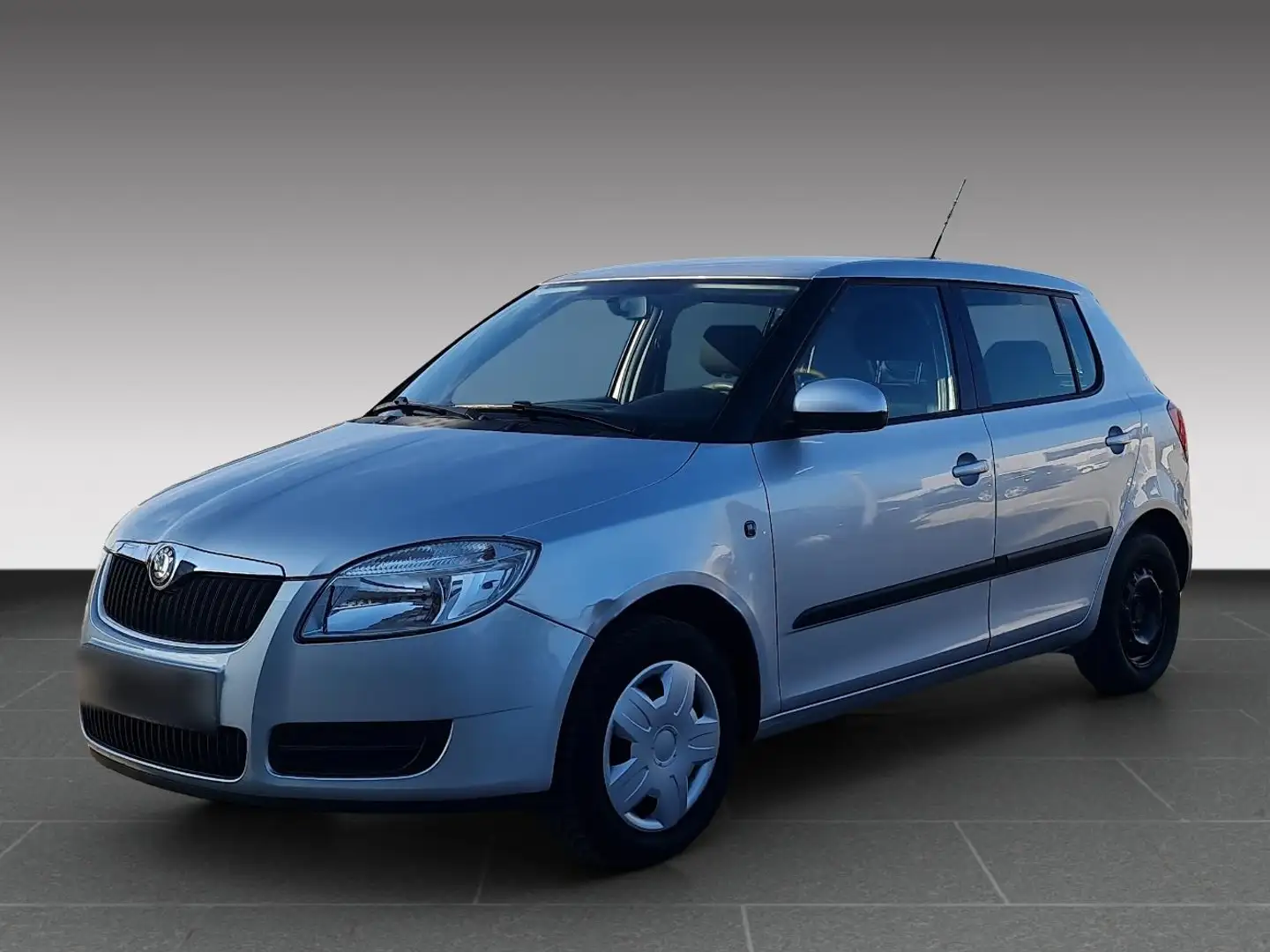 Skoda Fabia Ambiente 1.2 Metallic Klima Tempo Radio/CD 8 Fach Plateado - 1