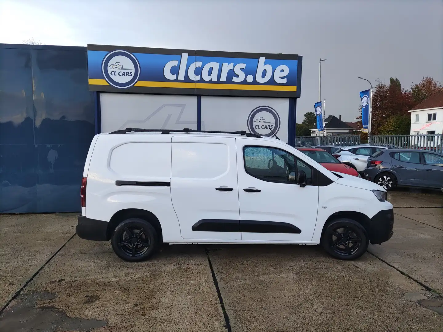 Peugeot Partner 1.5Hdi/130/L2/Euro/Navi/Cam/Trekh/Alus/Dakrail Noir - 2