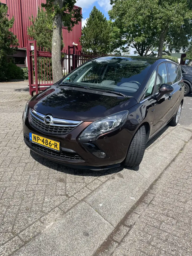 Opel Zafira Tourer 1.4 Cosmo 7p. Bruin - 1