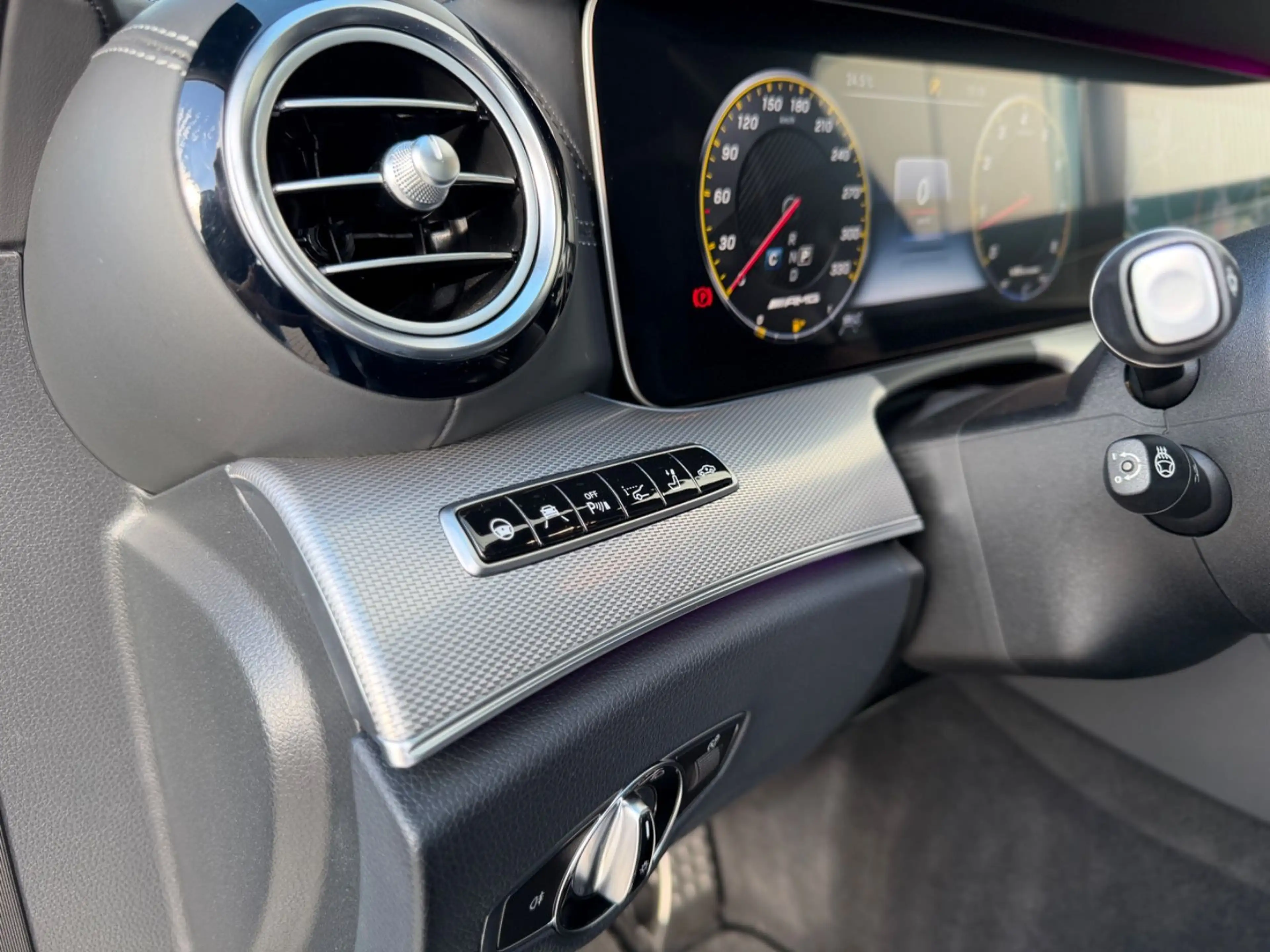 Mercedes-Benz E 63 AMG S 4Matic+ T-Modell 20", Head-up, MB100 — photo 8