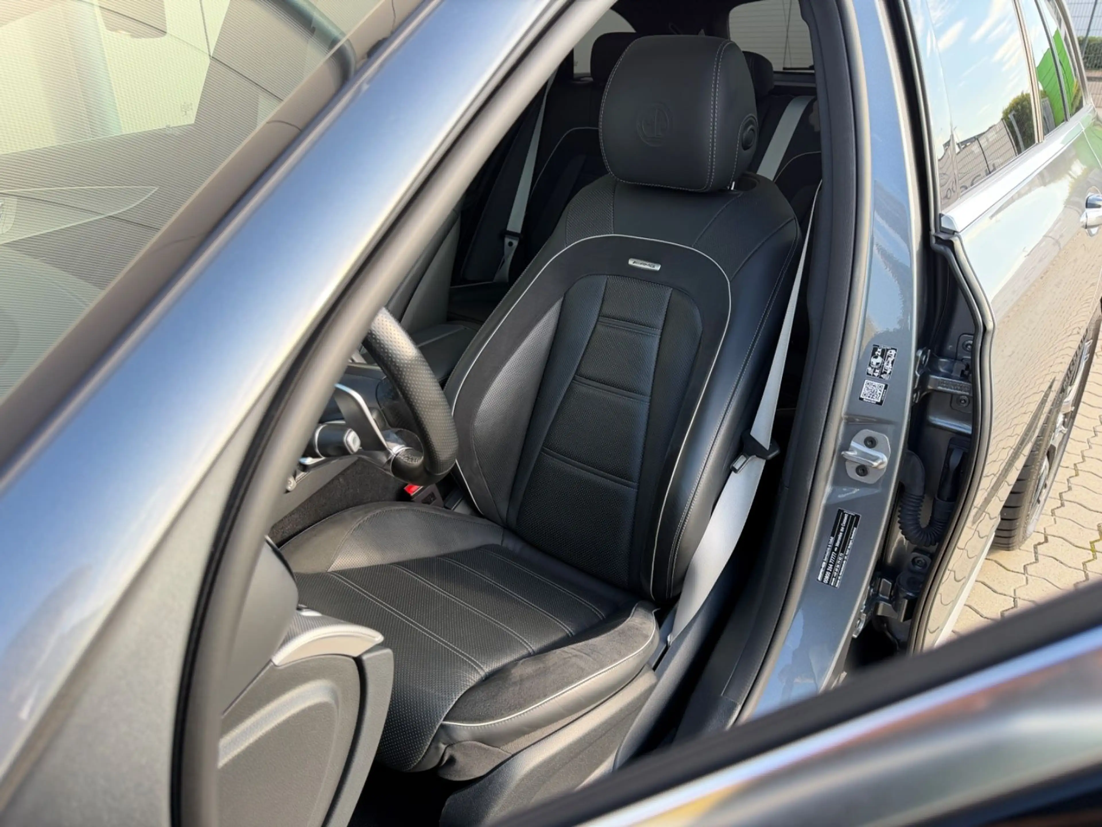 Mercedes-Benz E 63 AMG S 4Matic+ T-Modell 20", Head-up, MB100 — photo 9