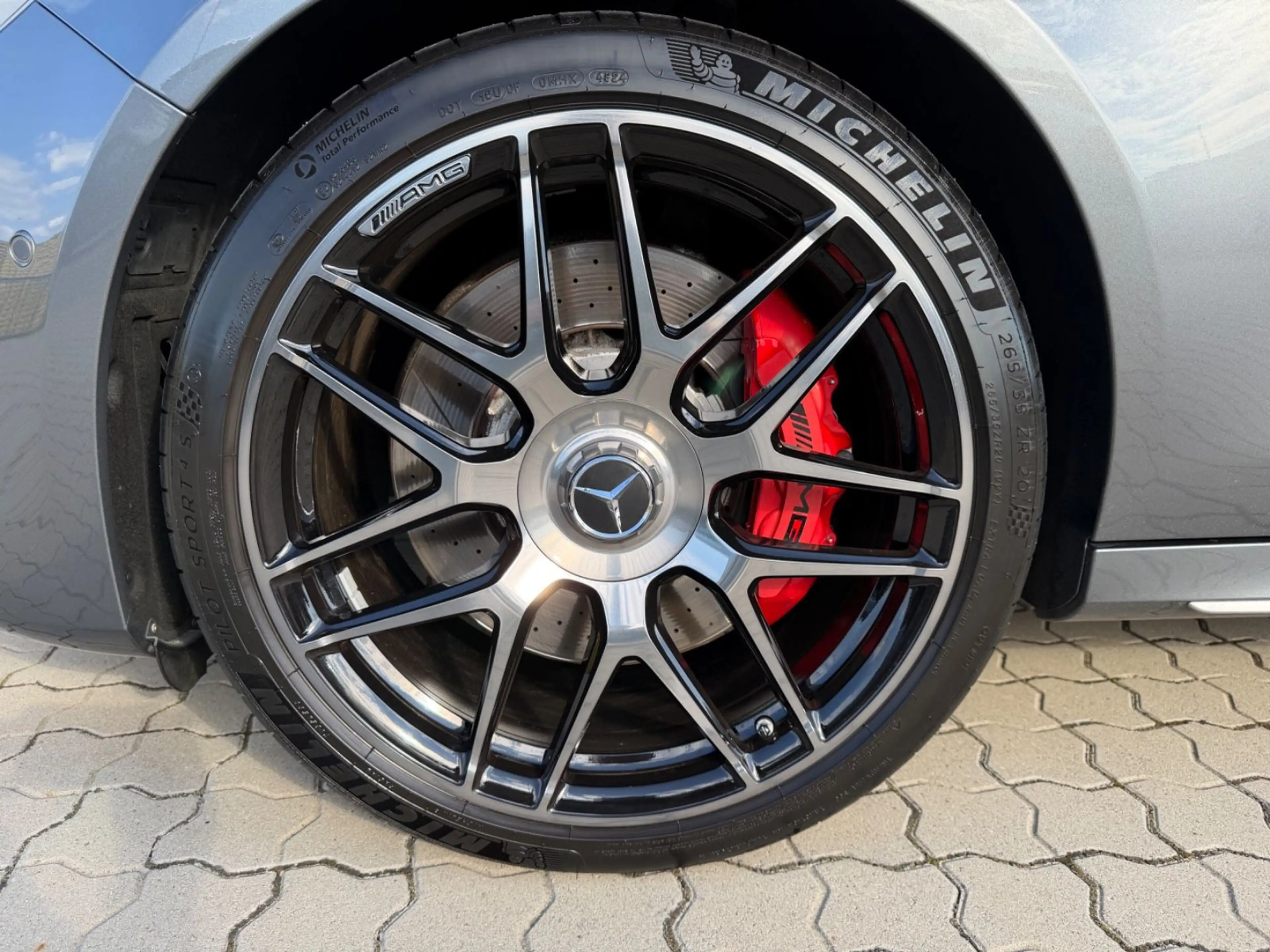 Mercedes-Benz E 63 AMG S 4Matic+ T-Modell 20", Head-up, MB100 — photo 4