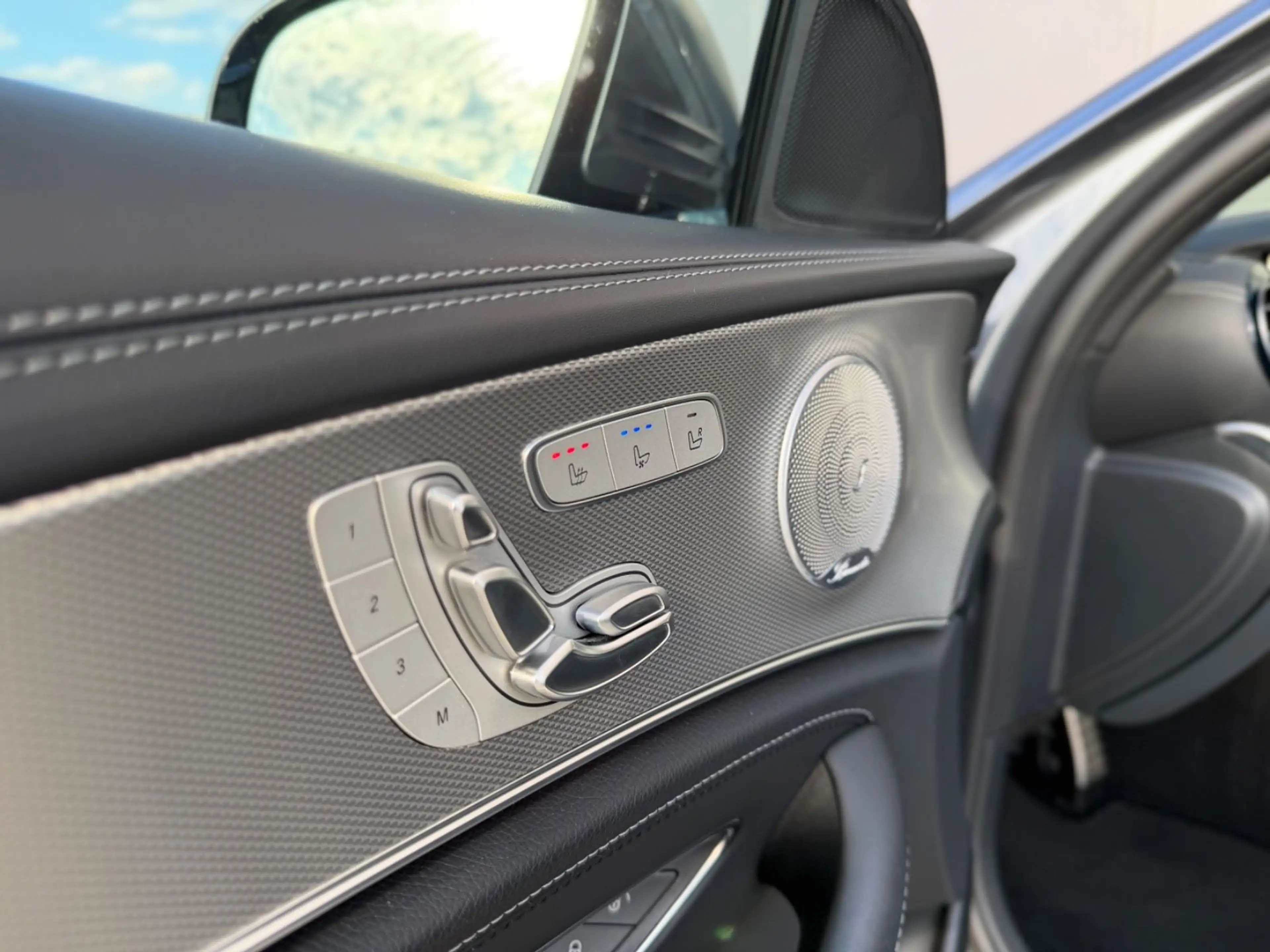 Mercedes-Benz E 63 AMG S 4Matic+ T-Modell 20", Head-up, MB100 — photo 7