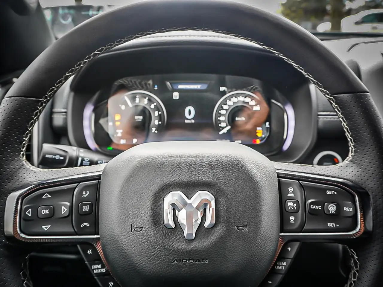 RAM 1500 снимка RAM 1500